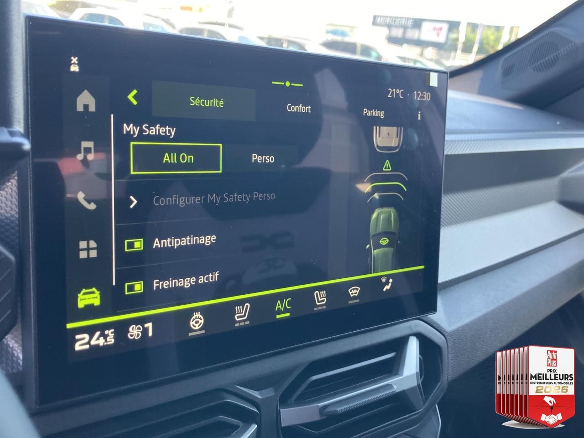 Dacia DUSTER 1.2 MILD HYBRID 140 JOURNEY (2026) - Photo 25