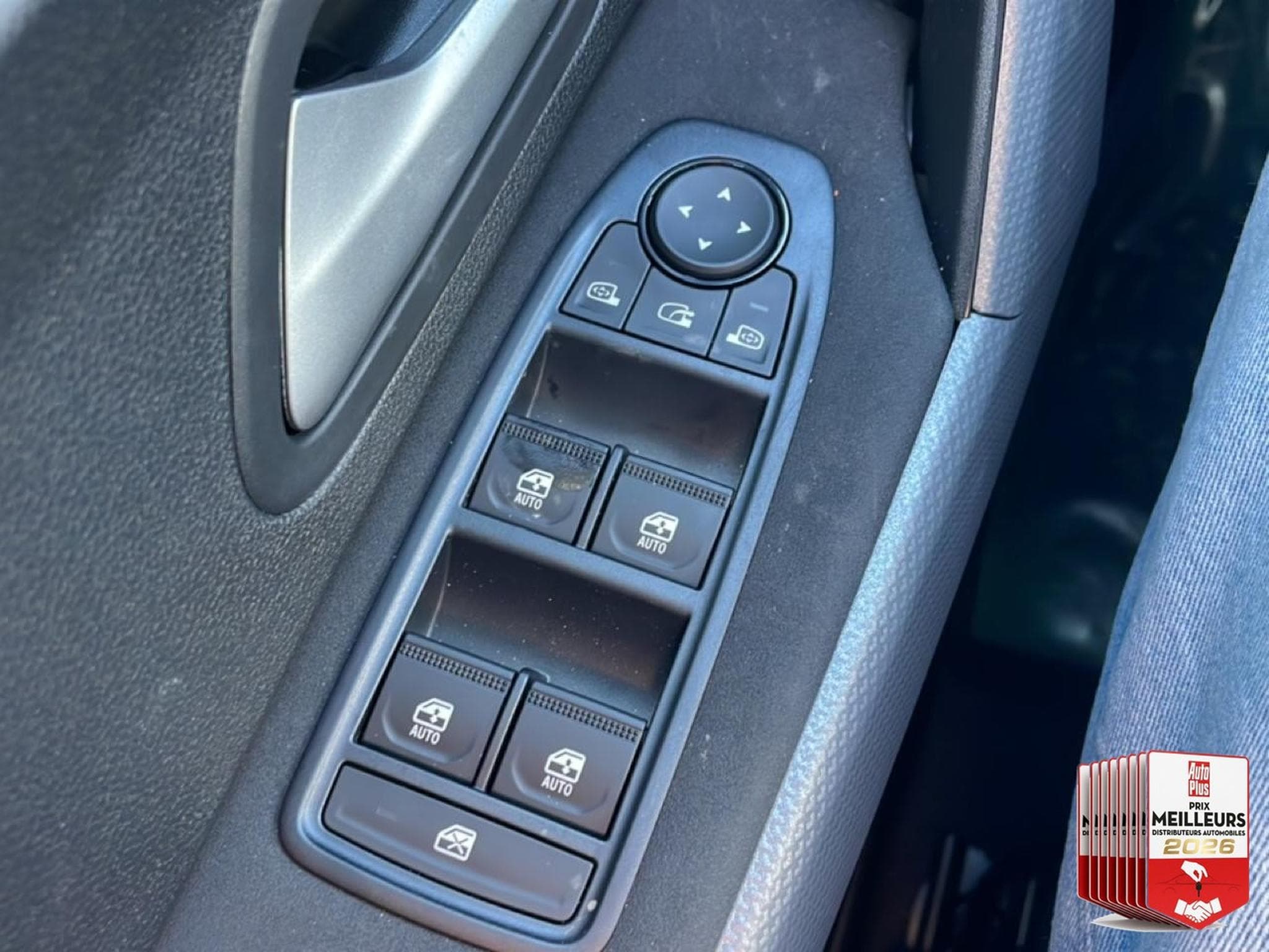 Dacia DUSTER 1.2 MILD HYBRID 140 JOURNEY (2026) - Photo 11