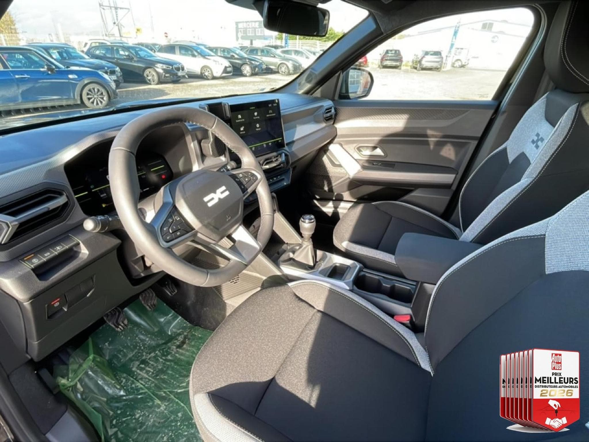 Dacia DUSTER 1.2 MILD HYBRID 140 JOURNEY (2026) - Photo 23