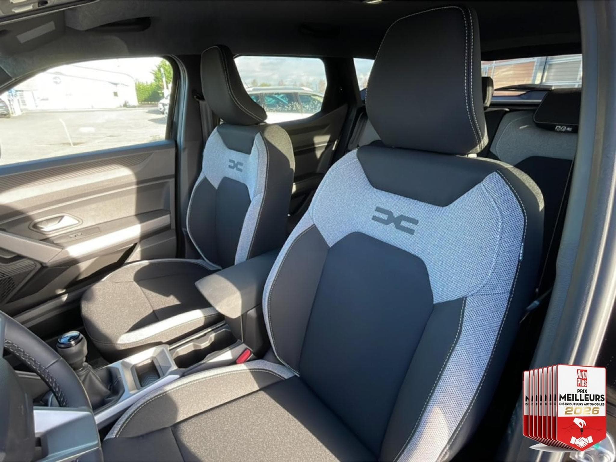 Dacia DUSTER 1.2 MILD HYBRID 140 JOURNEY (2026) - Photo 24