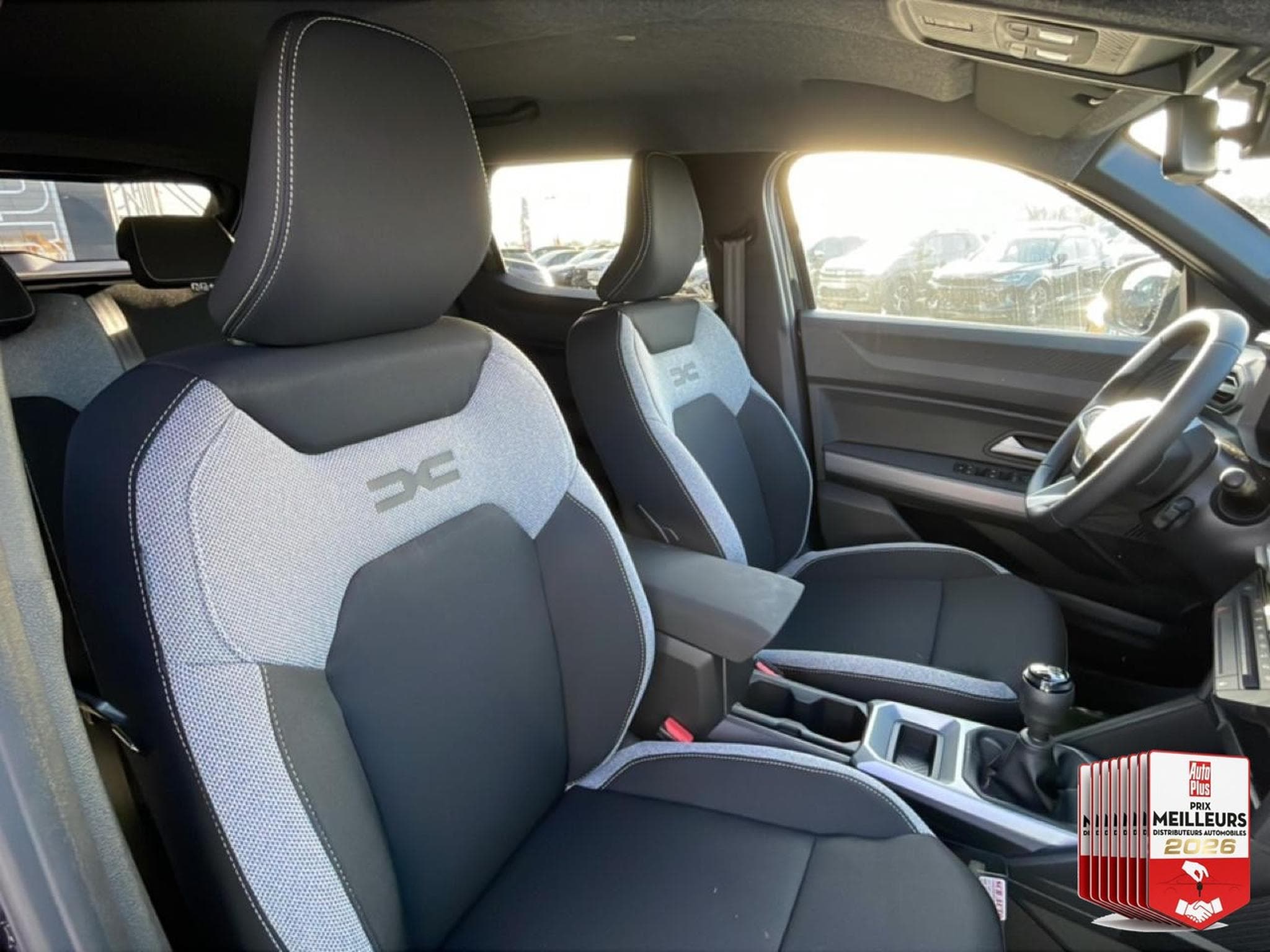 Dacia DUSTER 1.2 MILD HYBRID 140 JOURNEY (2026) - Photo 30
