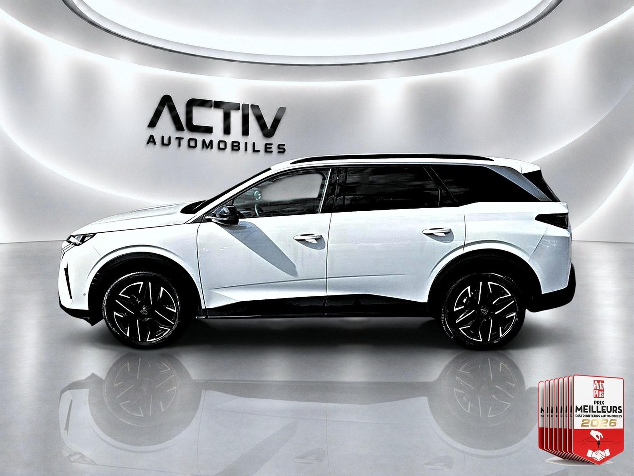Peugeot 5008 HYBRID 145 ALLURE E-DCS6 (2025) - Photo 4