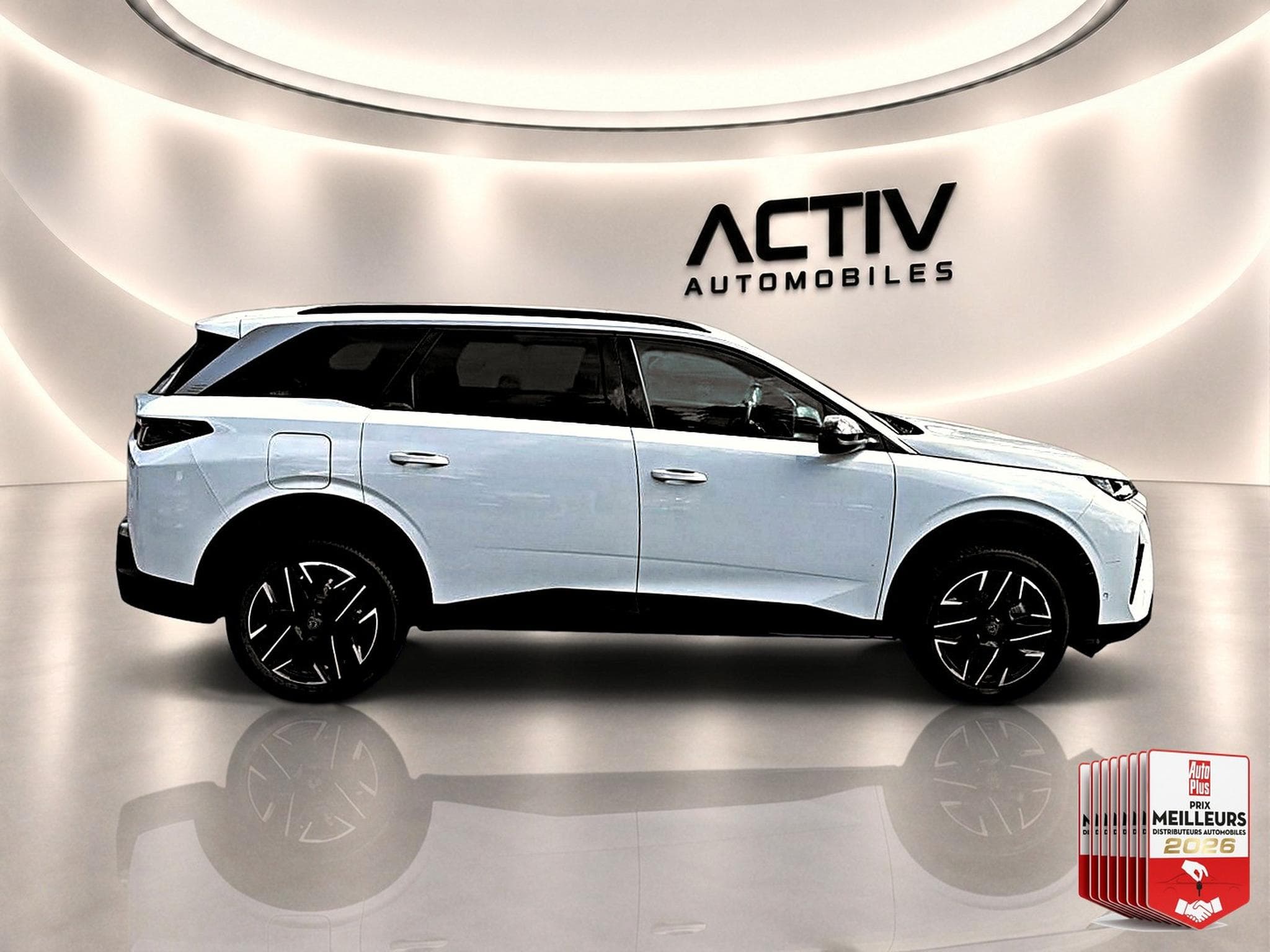 Peugeot 5008 HYBRID 145 ALLURE E-DCS6 (2025) - Photo 8