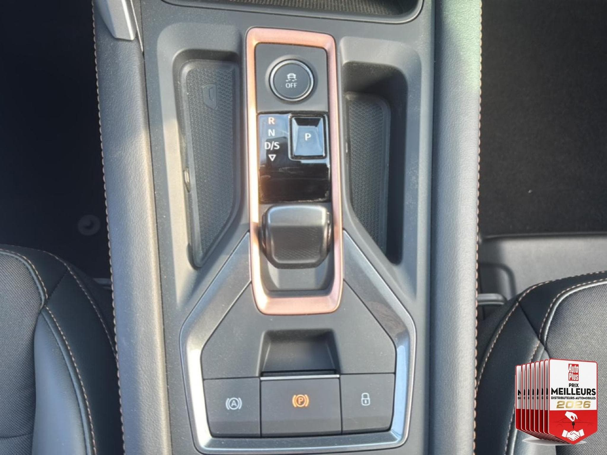 Cupra FORMENTOR 1.5 ETSI HYBRID 150 V DSG7 (2026) - Photo 26