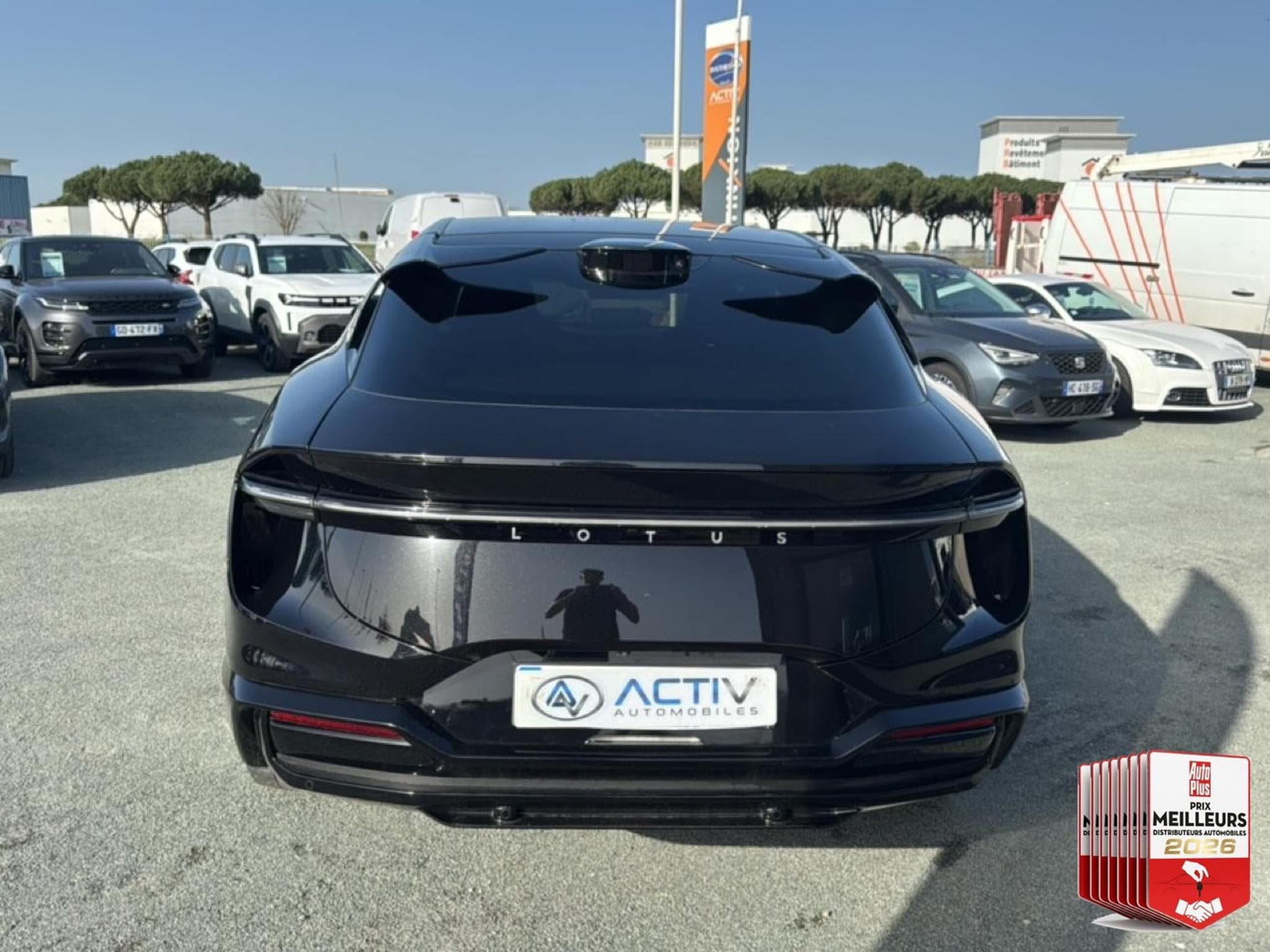 Lotus ELETRE 612CH (2023) - Photo 23
