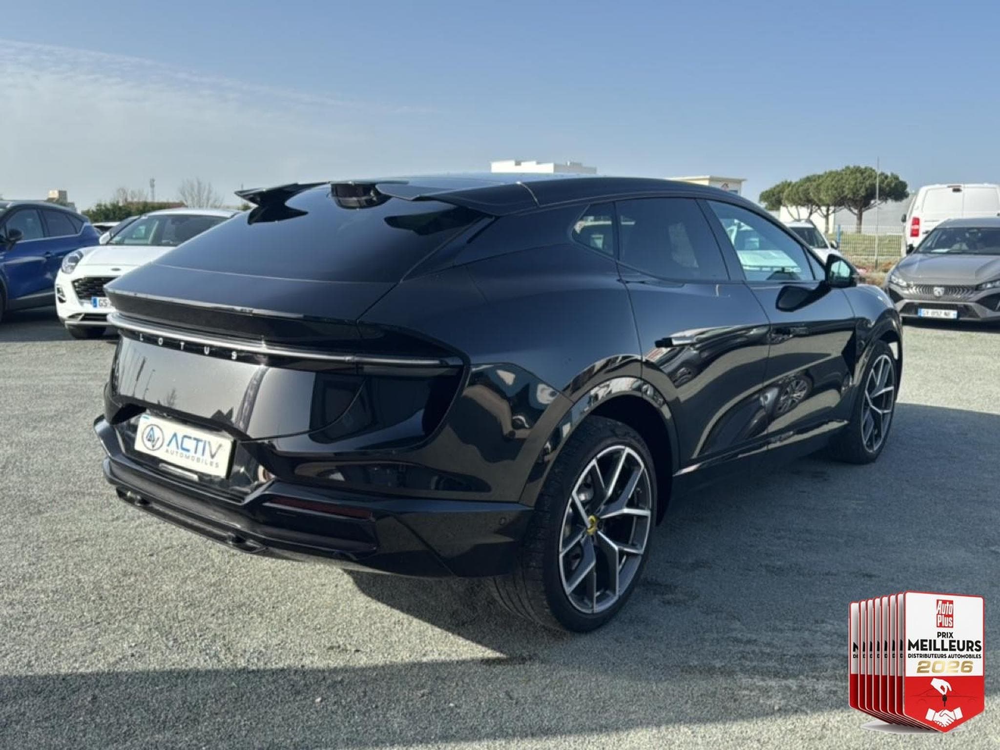 Lotus ELETRE 612CH (2023) - Photo 22