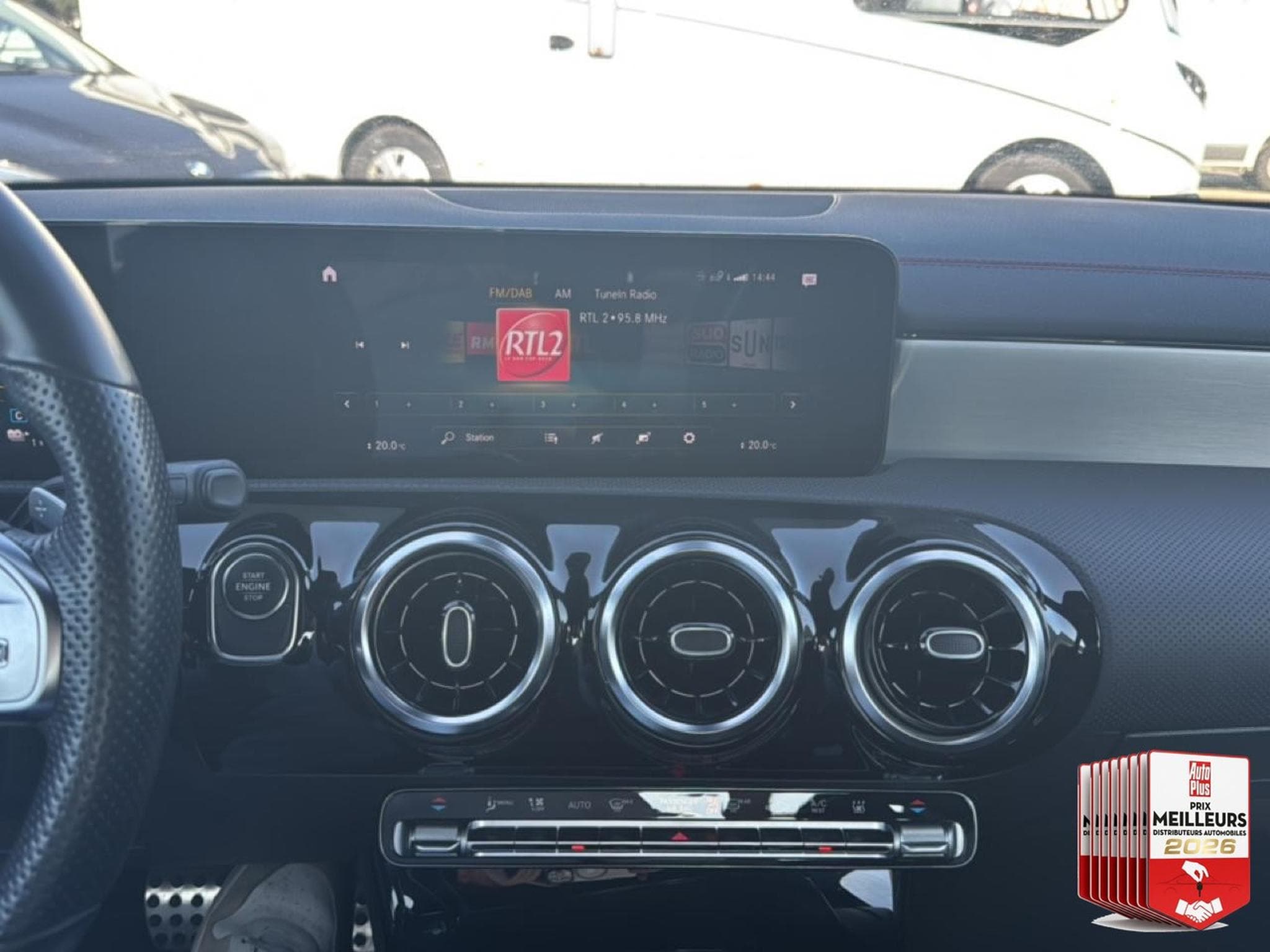 Mercedes CLA 250 E 262 AMG LINE 8G-DCT (2022) - Foto 22