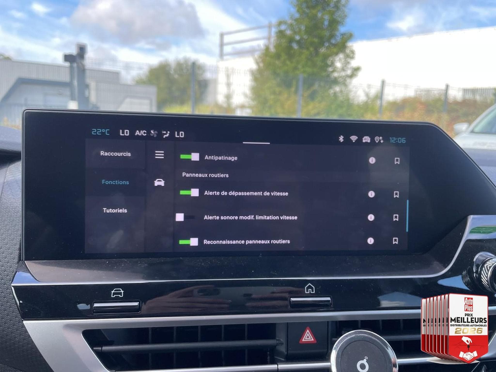 Citroen C4 X 1.2 HYBRIDE 145 MAX E-DCS6 (2025) - Foto 31