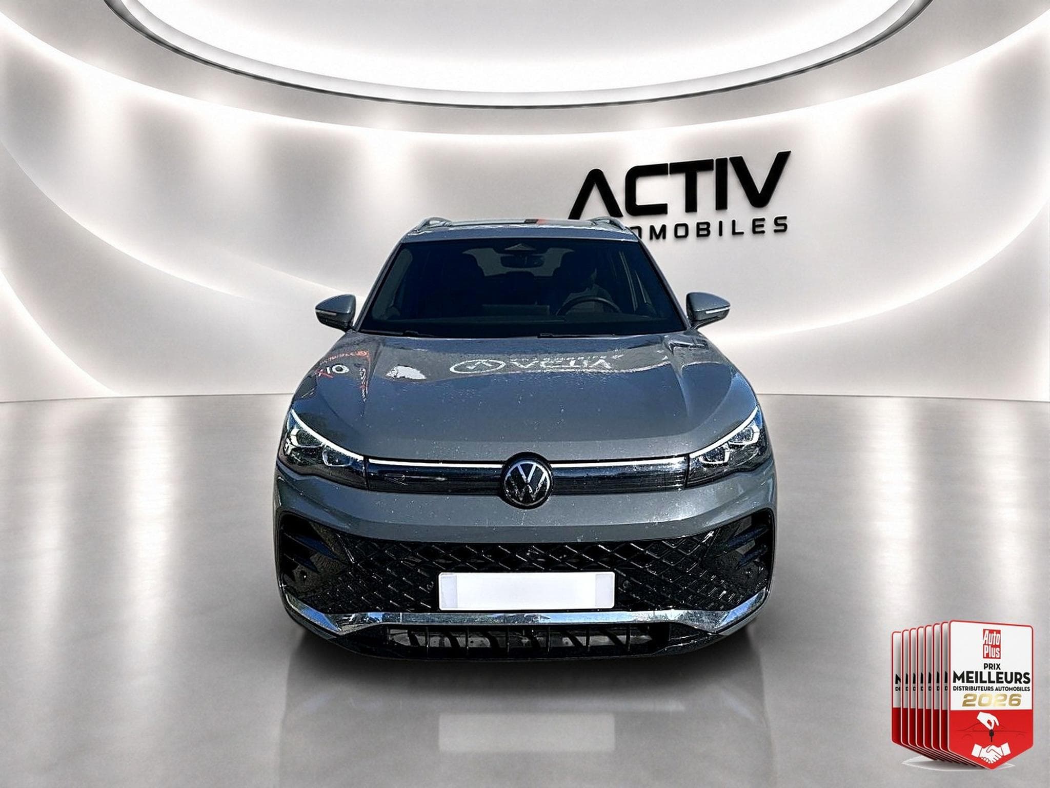 VW TIGUAN 2.0 TDI 150 R-LINE EXCLUSIVE DSG7 (2024) - Photo 2