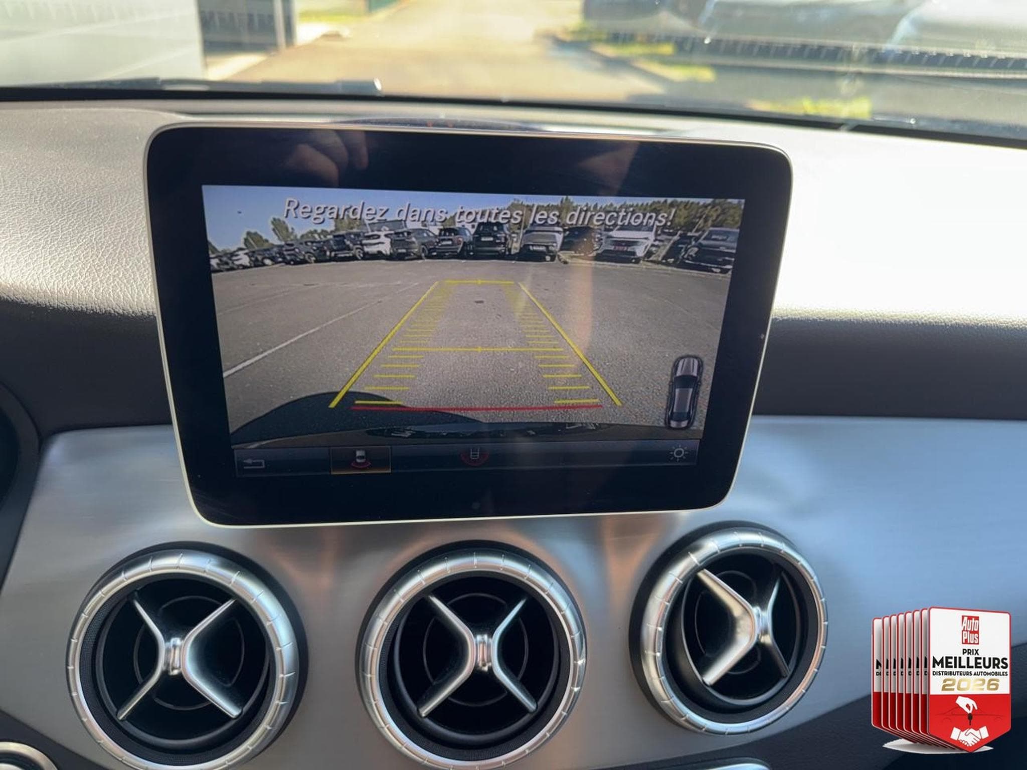 Mercedes CLA 220 D FASCINATION 7G-DCT (2018) - Photo 19