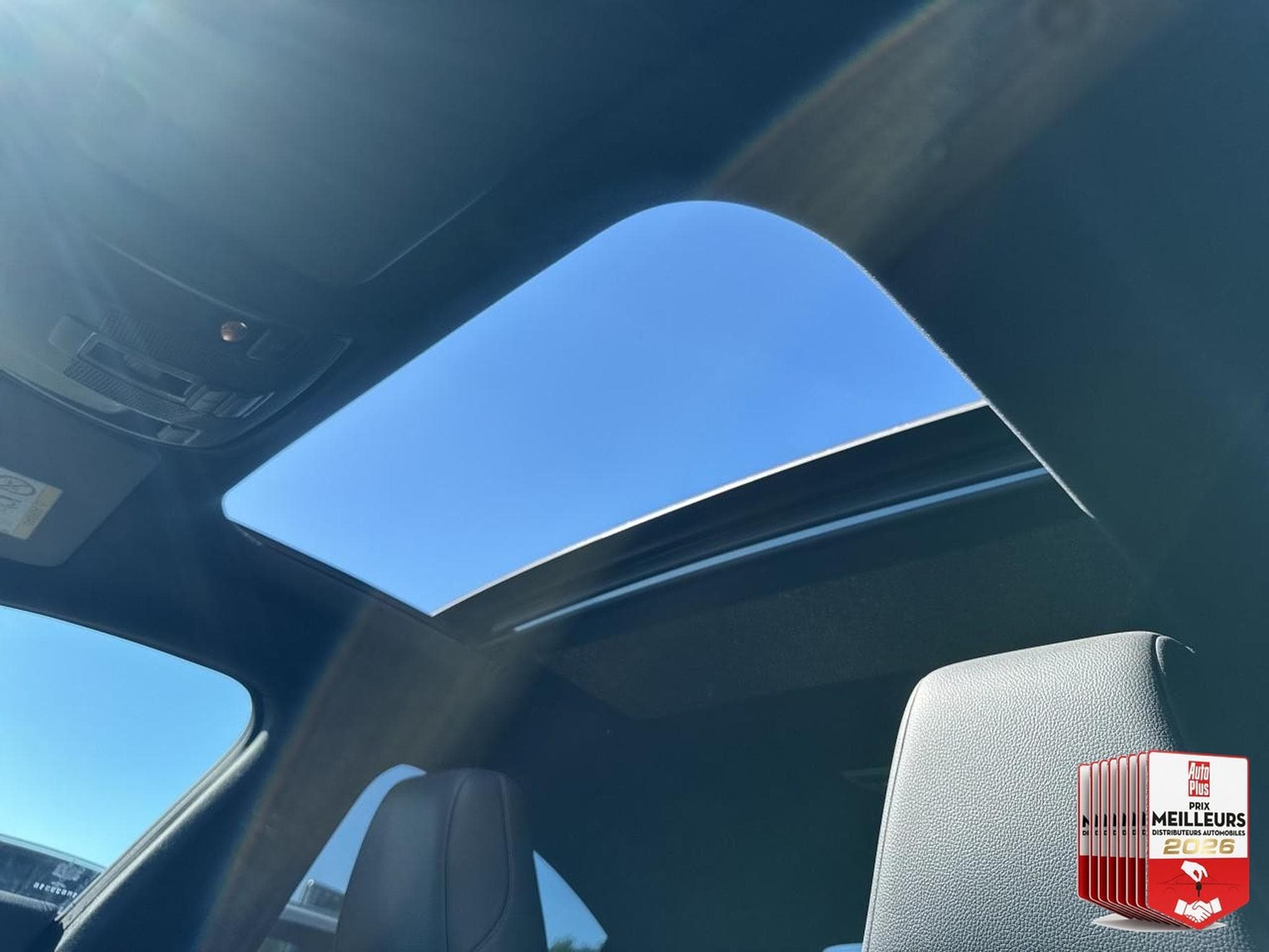 Mercedes CLA 220 D FASCINATION 7G-DCT (2018) - Photo 28