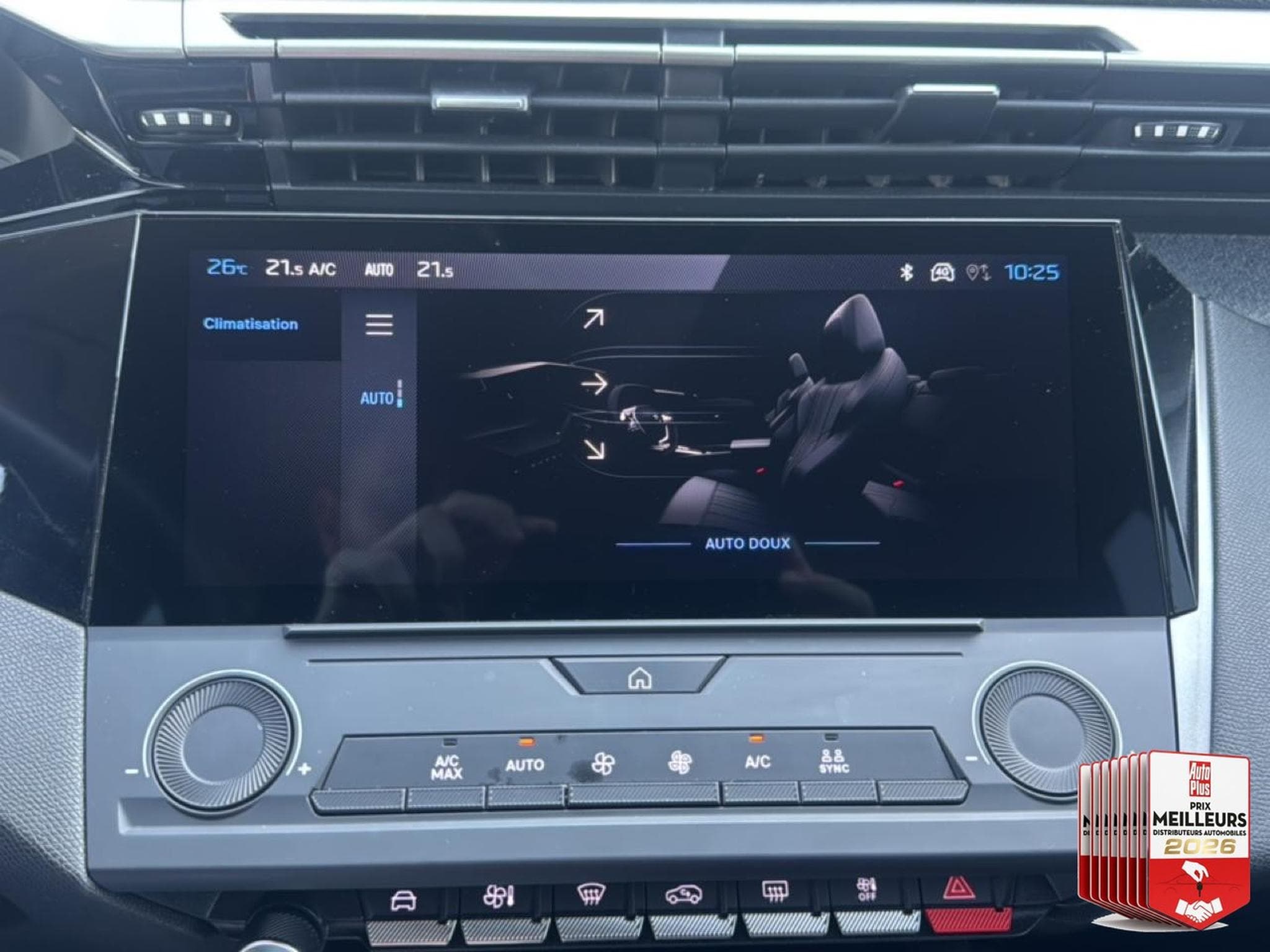 Peugeot 308 1.5 BLUEHDI 130 ALLURE EAT8 (2025) - Photo 26