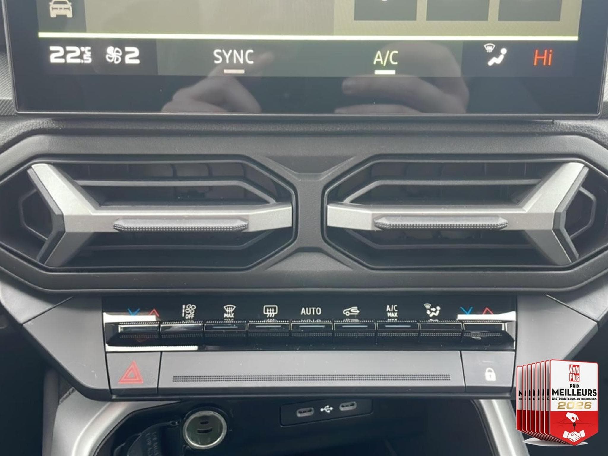 Dacia BIGSTER 1.8 HYBRID 155 JOURNEY (2025) - Photo 20