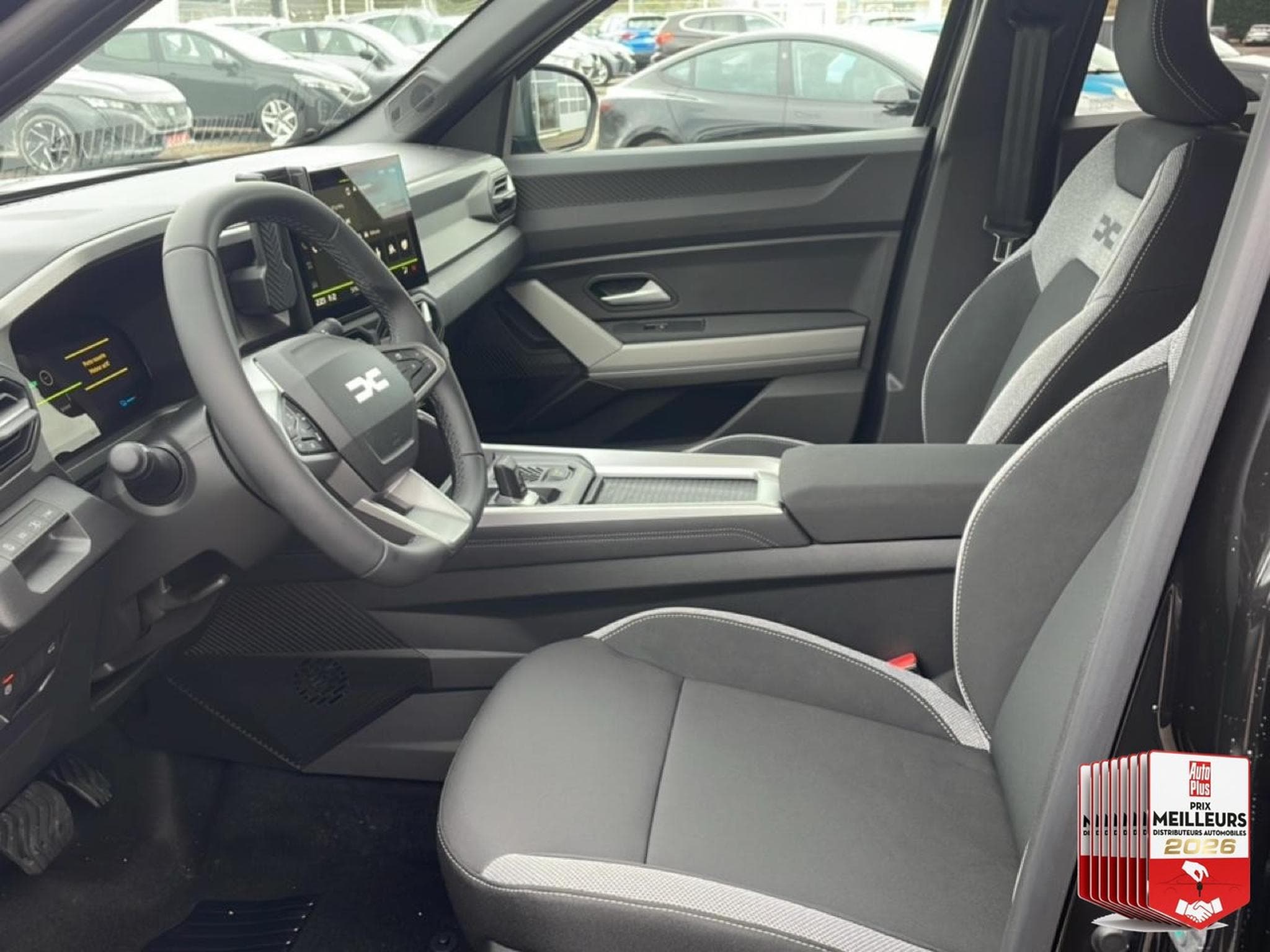 Dacia BIGSTER 1.8 HYBRID 155 JOURNEY (2025) - Photo 25