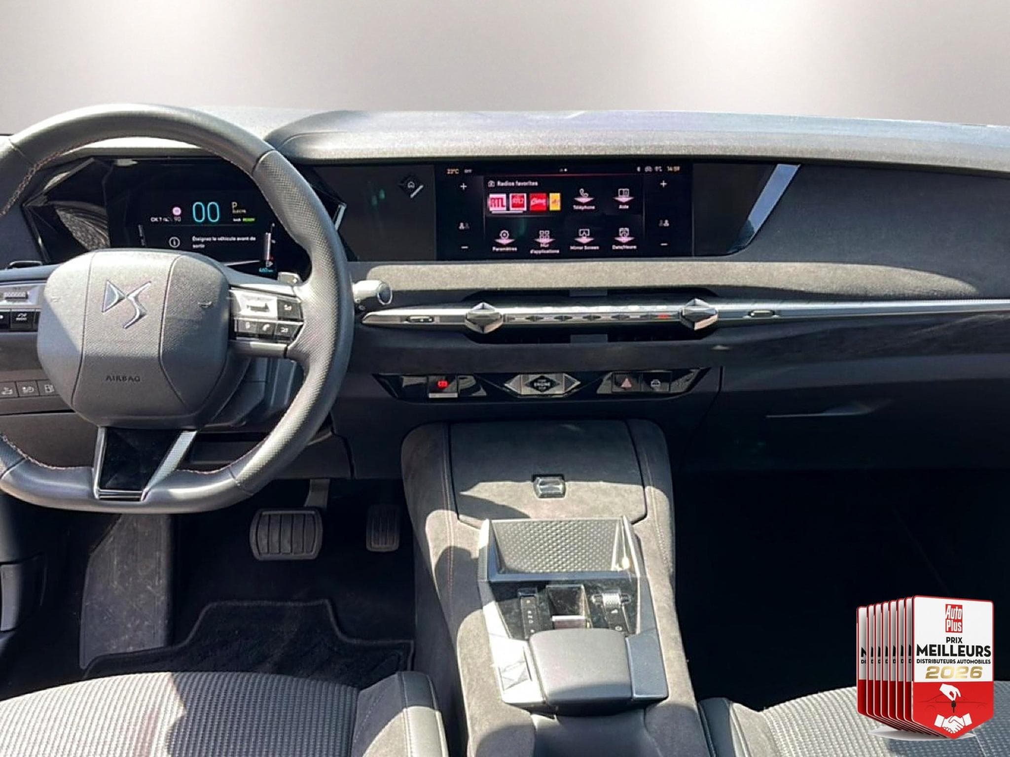 DS Automobiles DS4 E-TENSE 225 PERFORMANCE LINE + (2023) - Foto 10