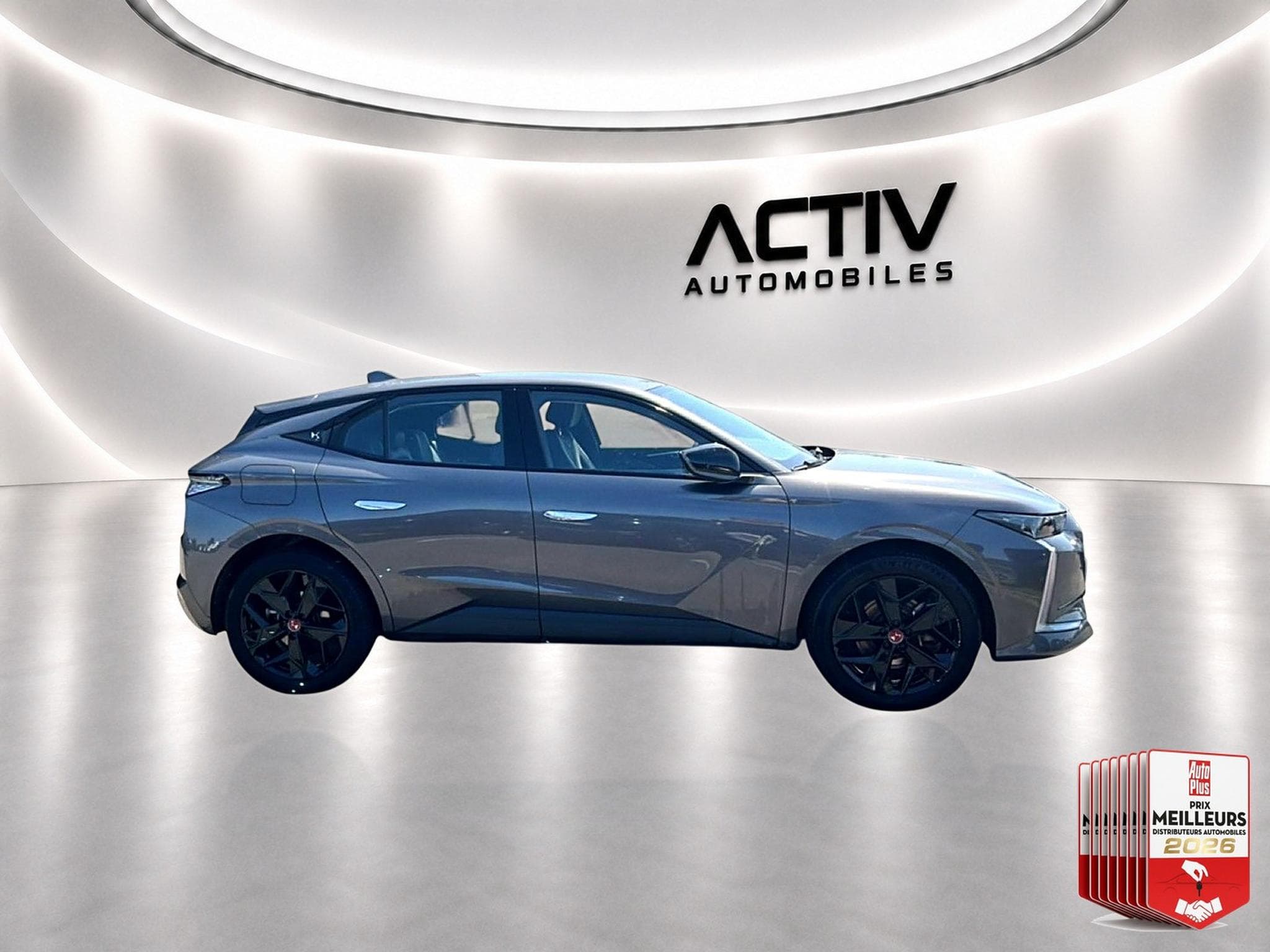 DS Automobiles DS4 E-TENSE 225 PERFORMANCE LINE + (2023) - Foto 8