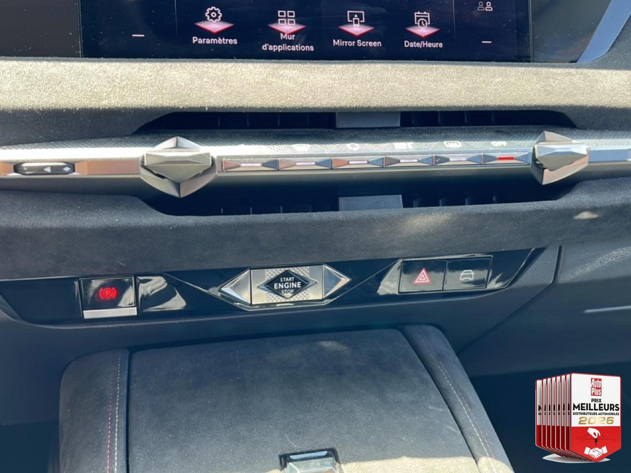 DS Automobiles DS4 E-TENSE 225 PERFORMANCE LINE + (2023) - Foto 15