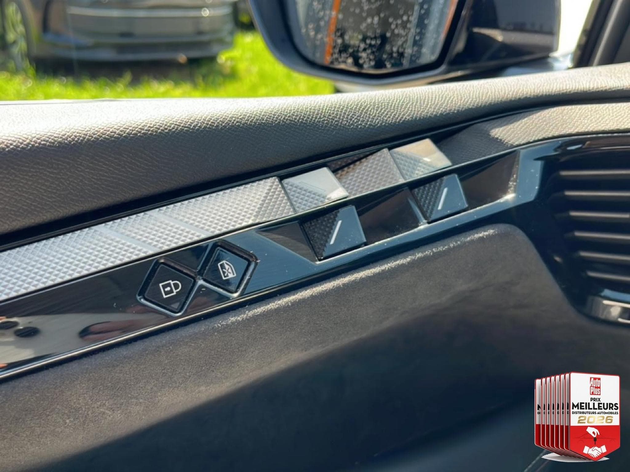 DS Automobiles DS4 E-TENSE 225 PERFORMANCE LINE + (2023) - Foto 20