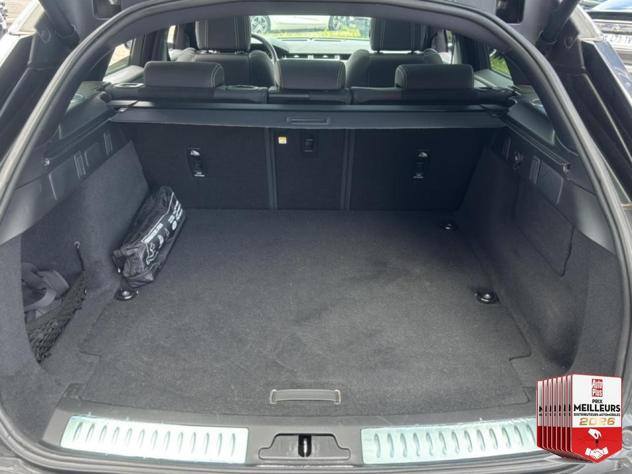 Land-Rover RANGE ROVER VELAR 2.0 P400E 404 PHEV R-DYNAMIC SE AWD BVA (2021) - Photo 18