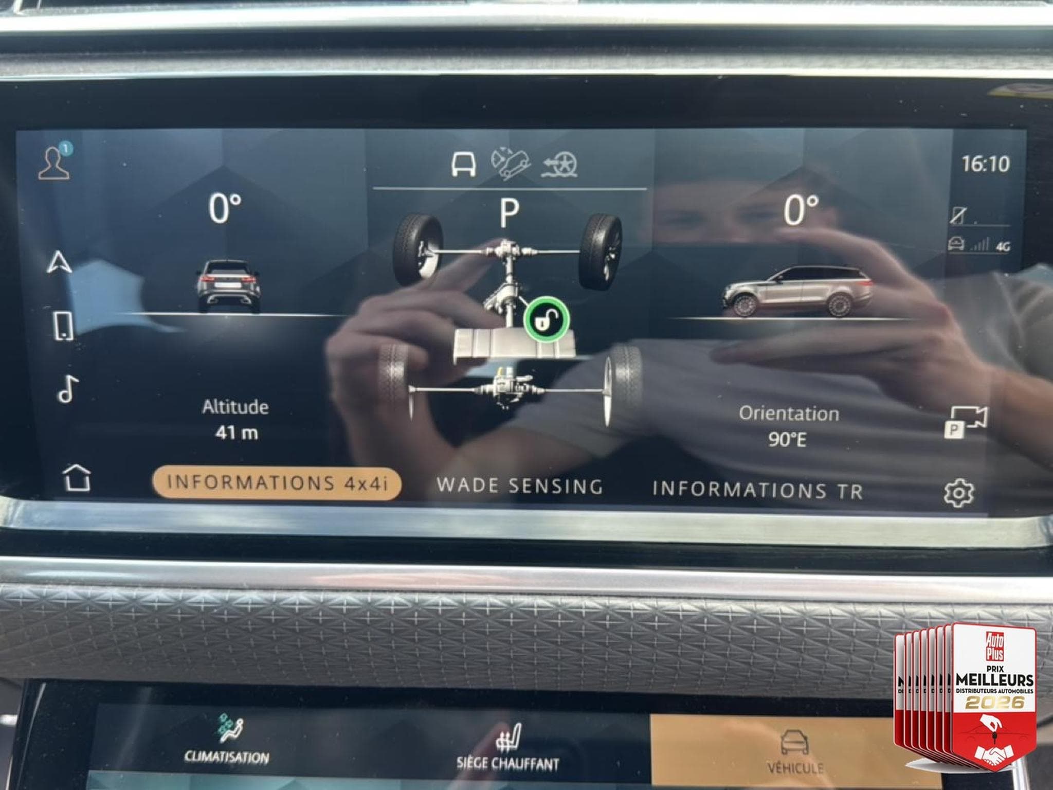 Land-Rover RANGE ROVER VELAR 2.0 P400E 404 PHEV R-DYNAMIC SE AWD BVA (2021) - Photo 31