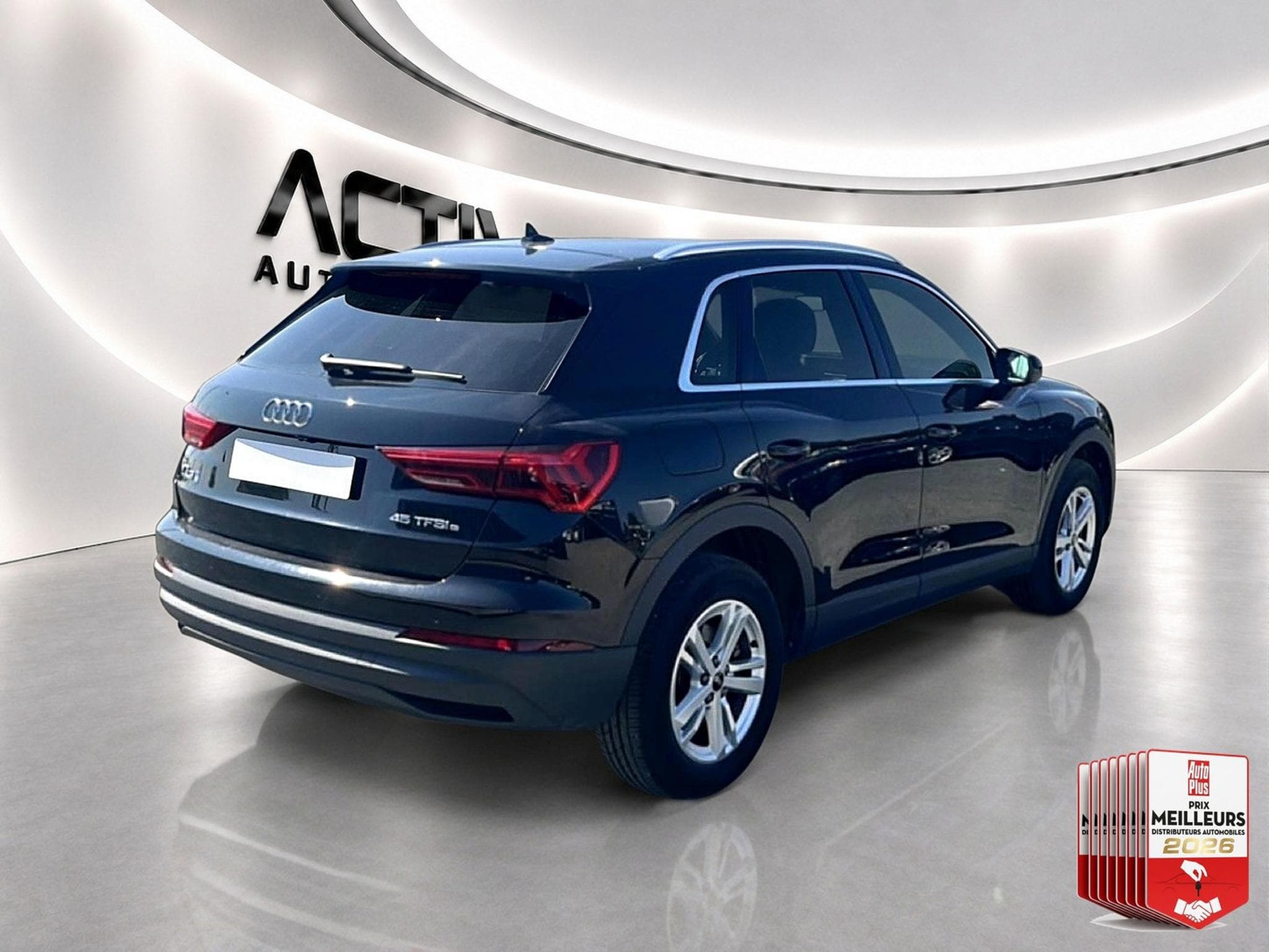 Audi Q3 45 TFSI 245 BUSINESS LINE S TRONIC 6 (2023) - Photo 7