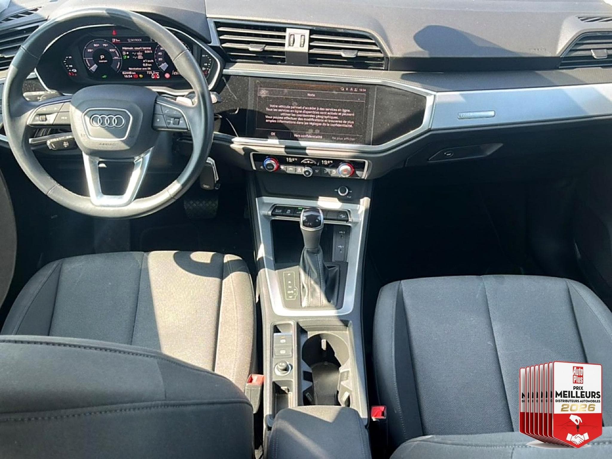 Audi Q3 45 TFSI 245 BUSINESS LINE S TRONIC 6 (2023) - Photo 10