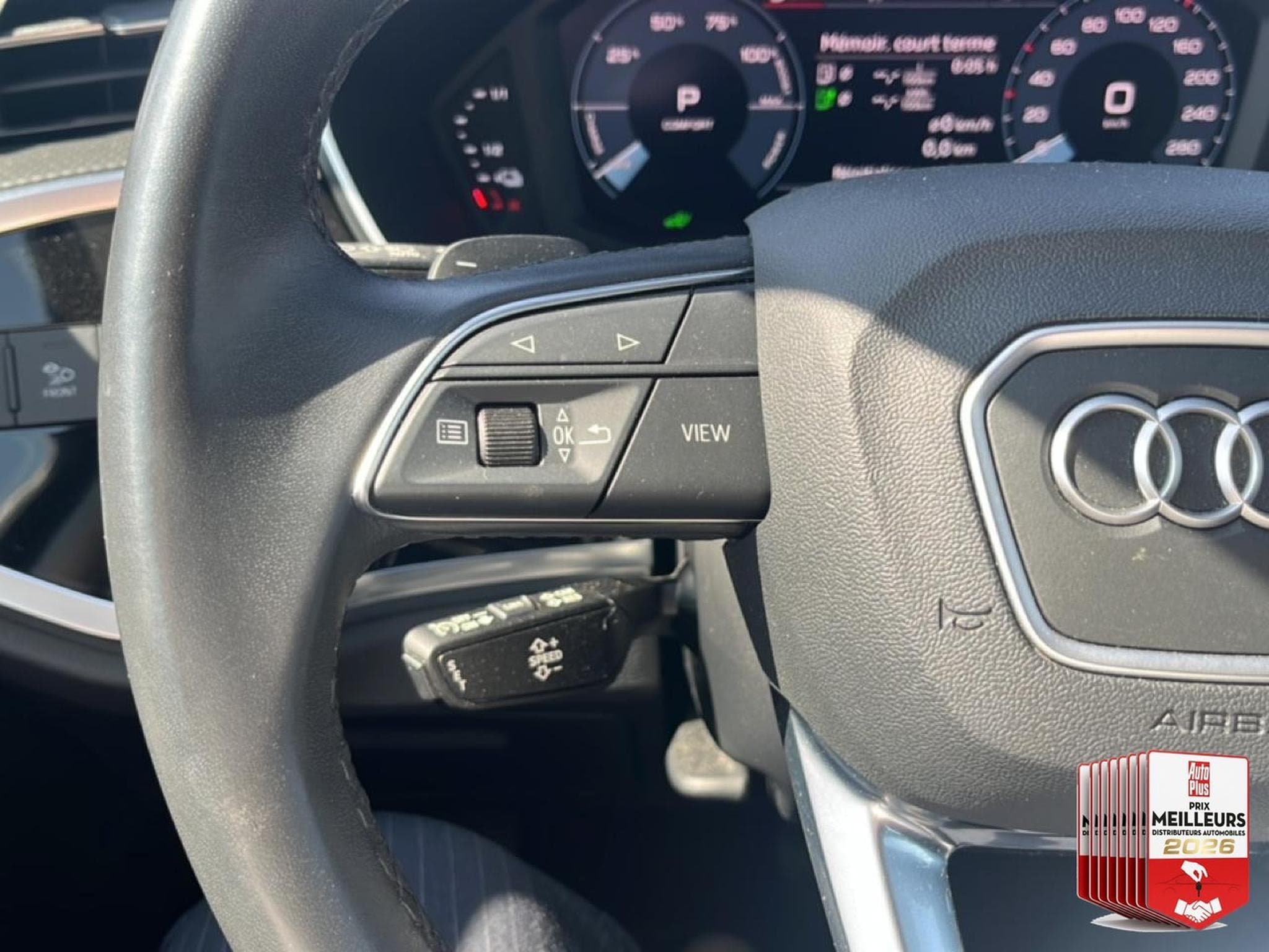 Audi Q3 45 TFSI 245 BUSINESS LINE S TRONIC 6 (2023) - Photo 27