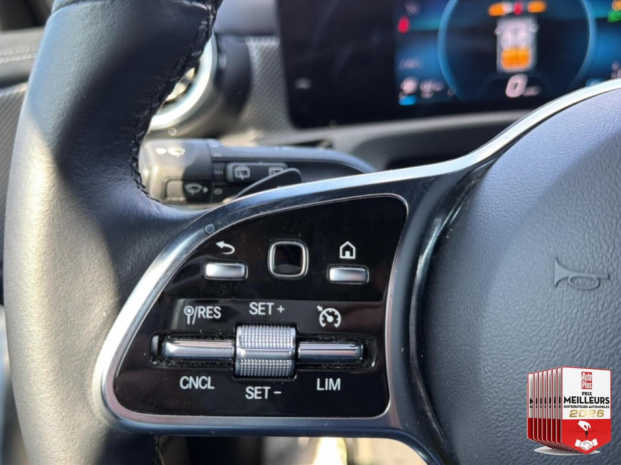 Mercedes CLA 180 180 136 BUSINESS LINE 7G-DCT (2023) - Photo 18