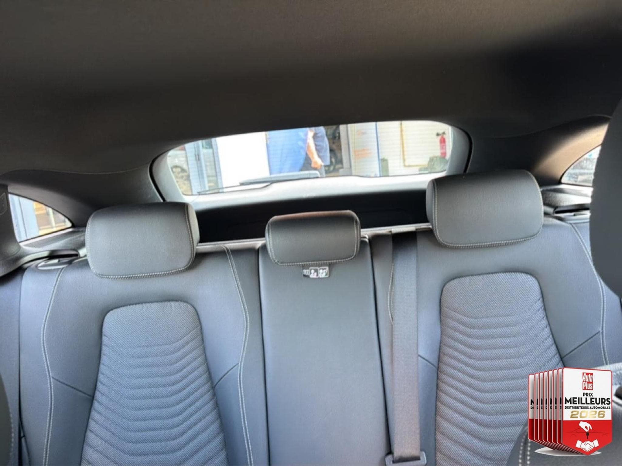 Mercedes CLA 180 180 136 BUSINESS LINE 7G-DCT (2023) - Photo 25