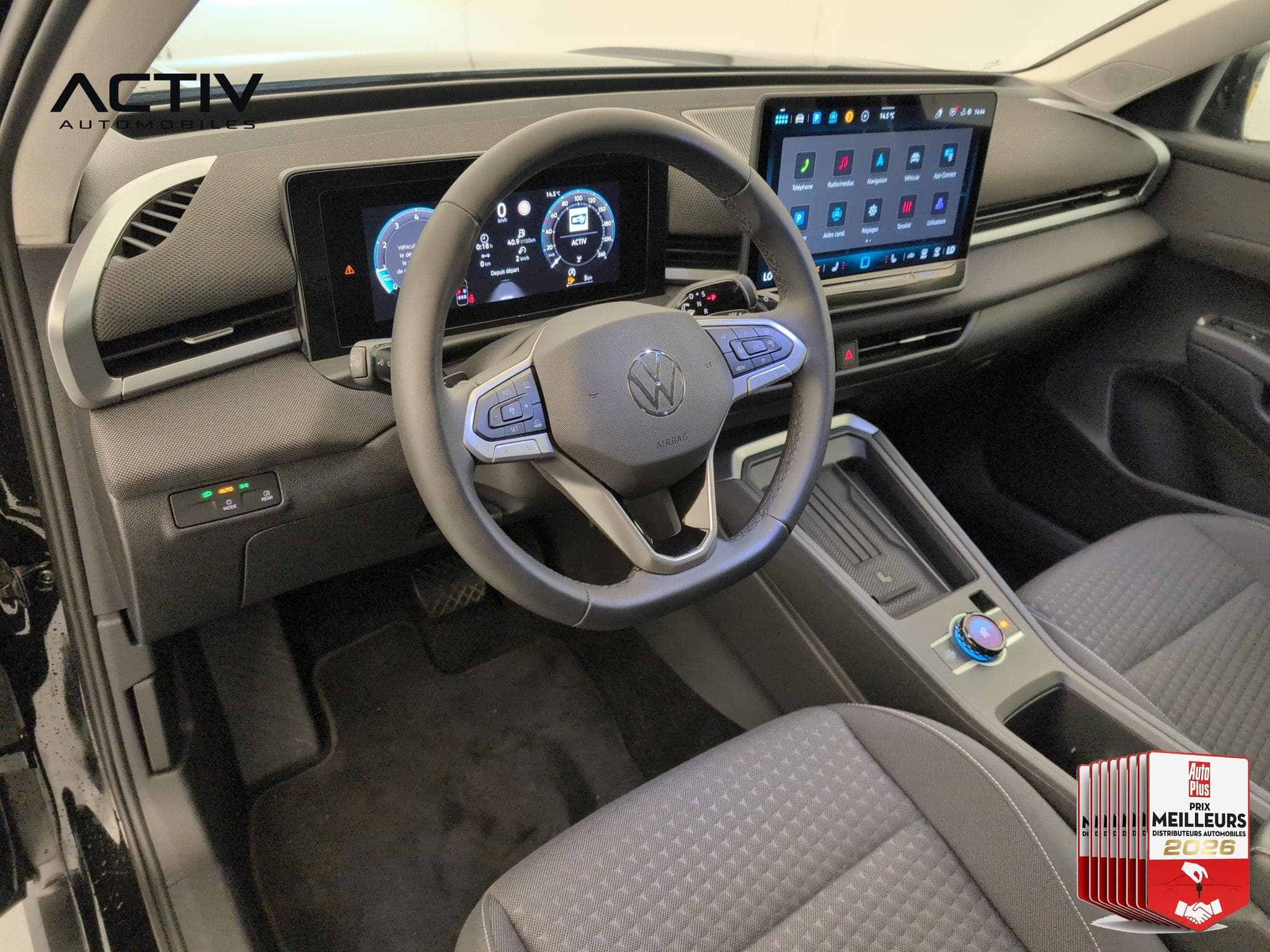 VW T-Roc 1.5 eTSI Hybrid 116 ch DSG7 Life (2025) - Photo 17
