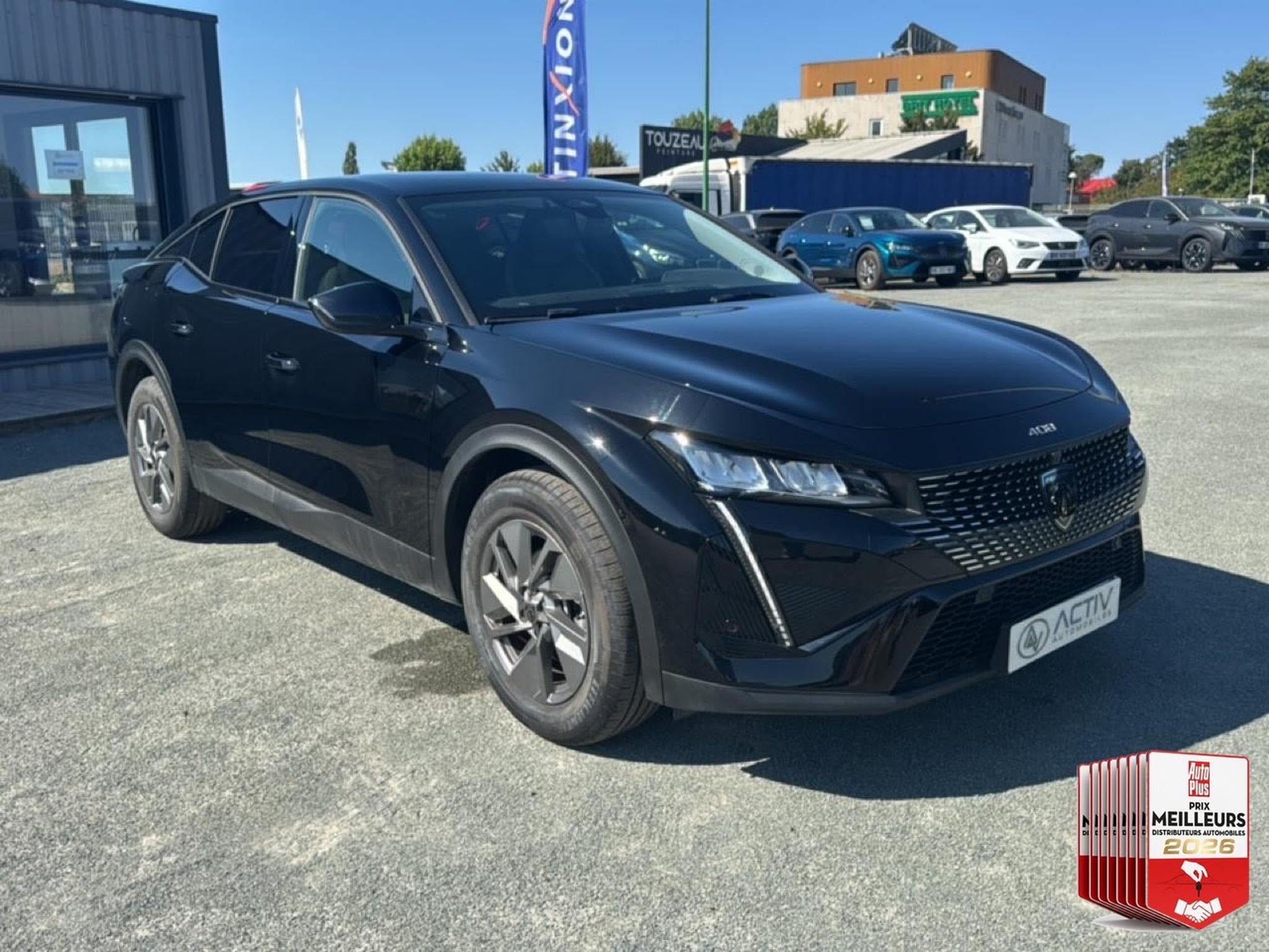 Peugeot 408 HYBRID 145 ALLURE E-DCS6 (2025) - Photo 21