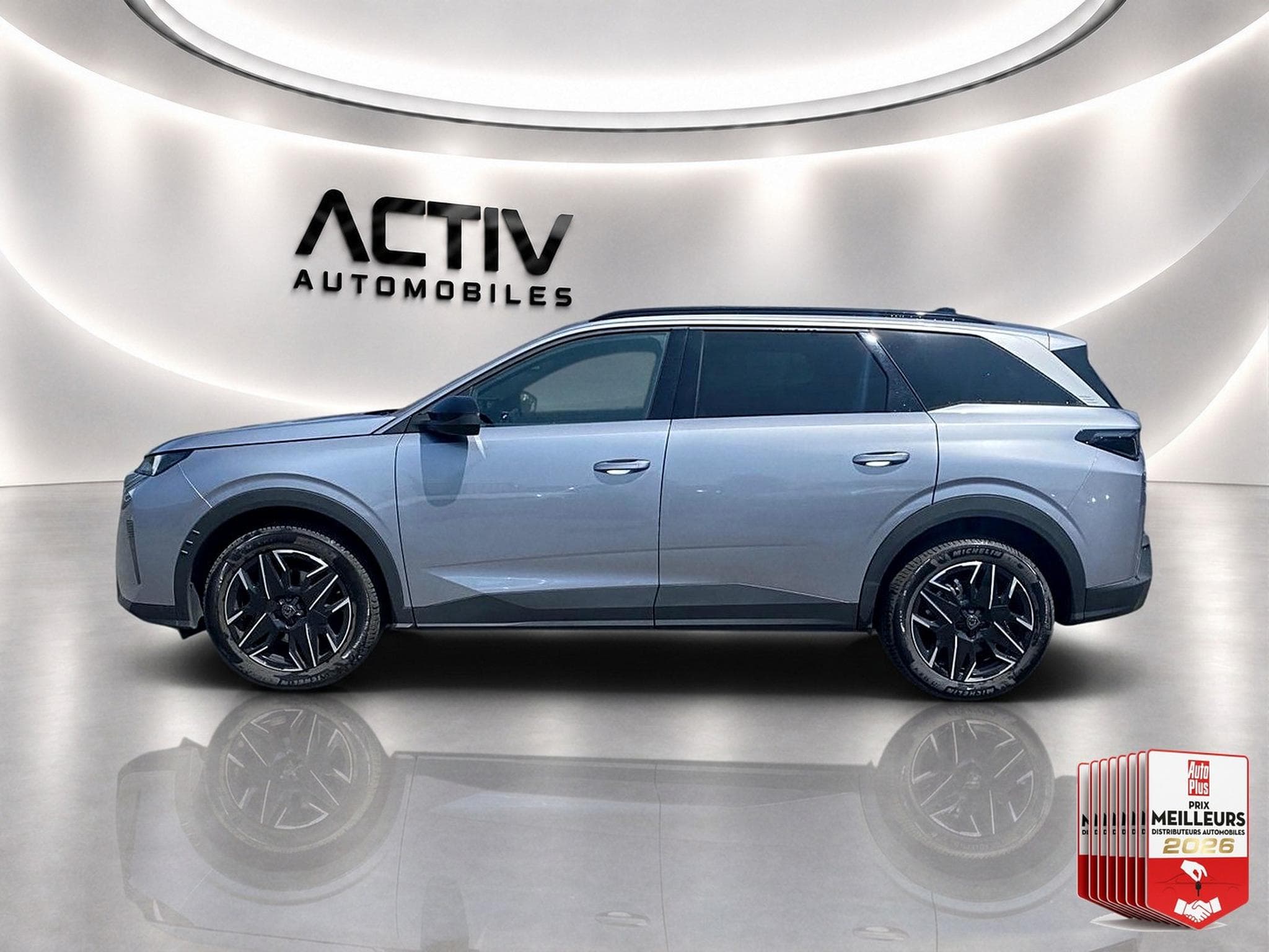 Peugeot 5008 HYBRID 145 ALLURE E-DCS6 (2025) - Foto 4