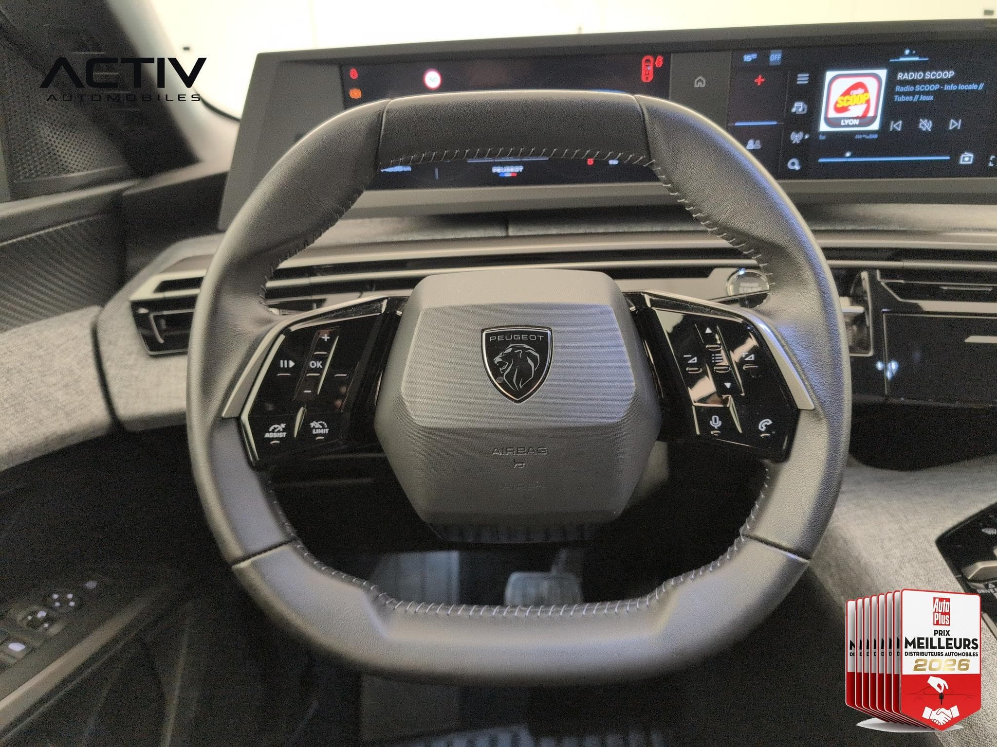 Peugeot 3008 Hybrid 145 e-DCS6 Allure (2025) - Photo 14