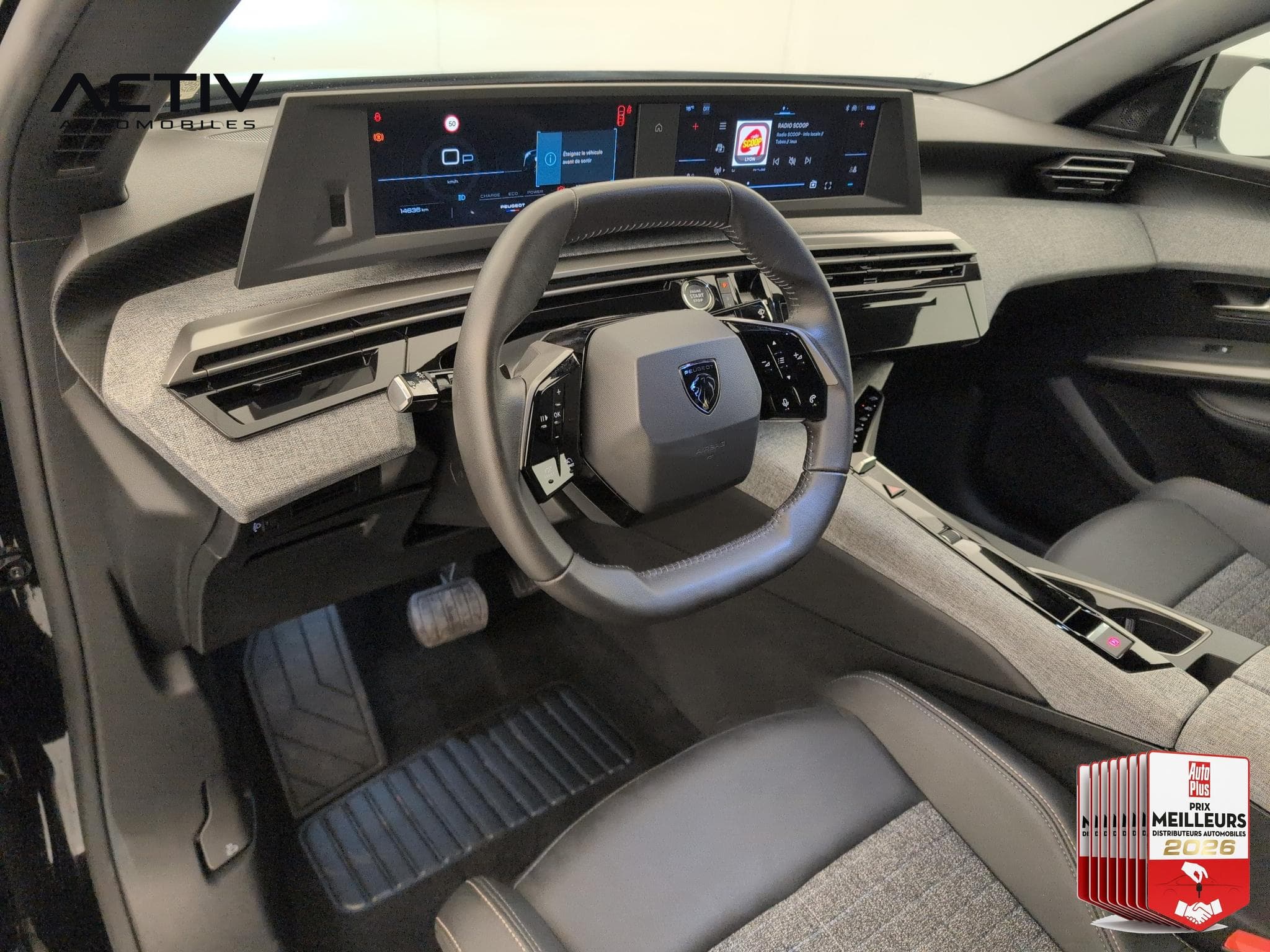 Peugeot 3008 Hybrid 145 e-DCS6 Allure (2025) - Photo 15