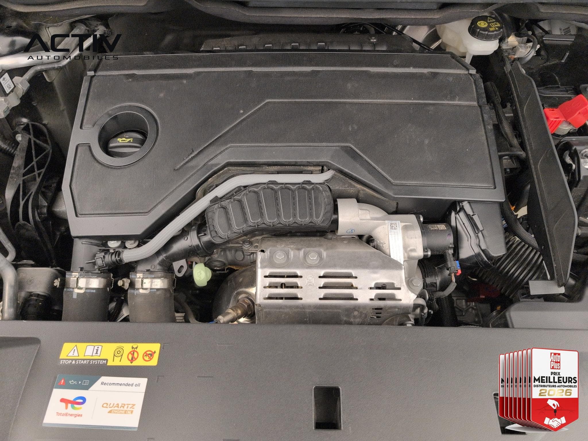 Peugeot 3008 Hybrid 145 e-DCS6 Allure (2025) - Photo 21
