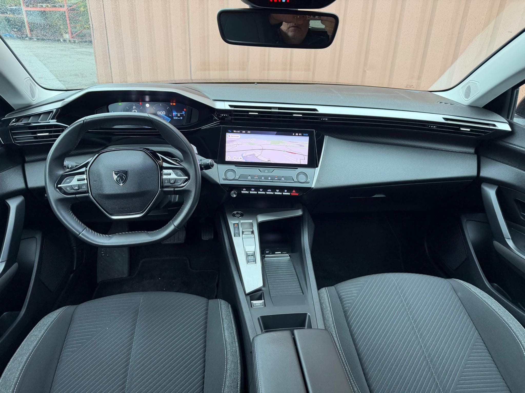Peugeot 308 1.5 HDI 130CH  Break EAT8 Active (2024) - Photo 3