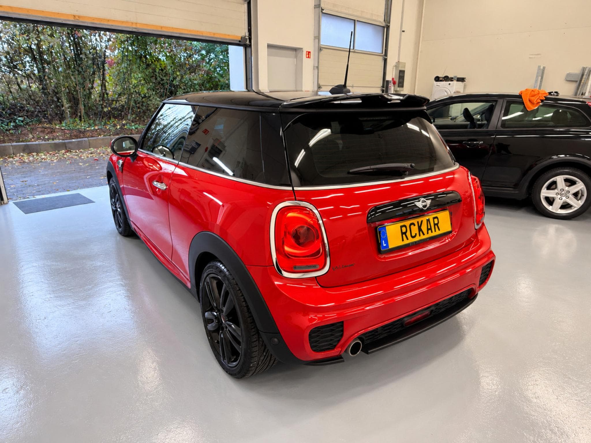 Mini Cooper 1.5d Pack John Cooper Works (2018) - Photo 4