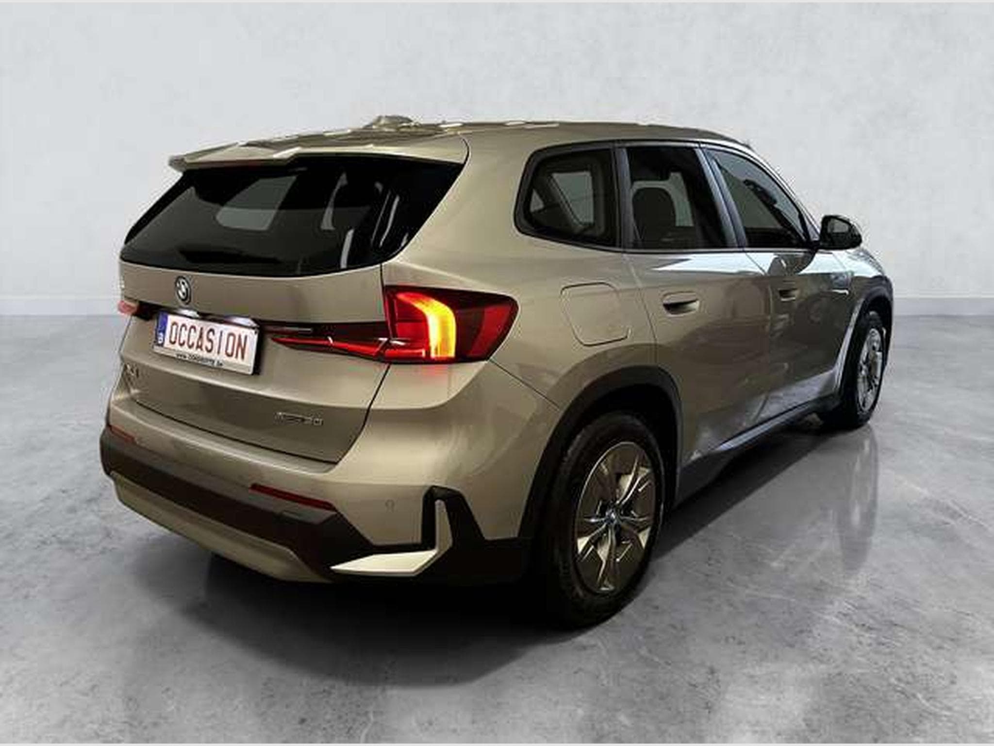 BMW iX1 XDRIVE 30 ELECTRIQUE (2024) - Photo 2