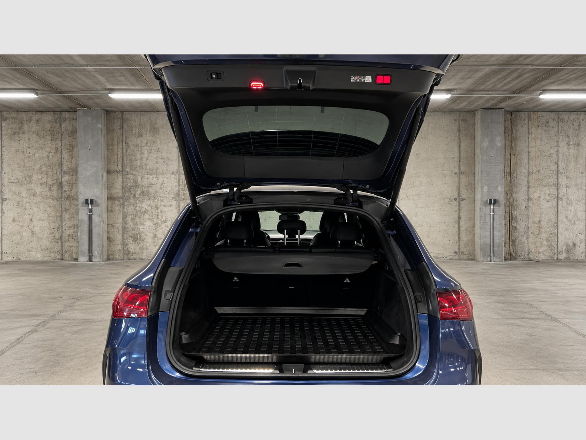 Mercedes EQE SUV EQE SUV 500 4MATIC AMG Line - SOH 98.6% (2023) - Photo 20