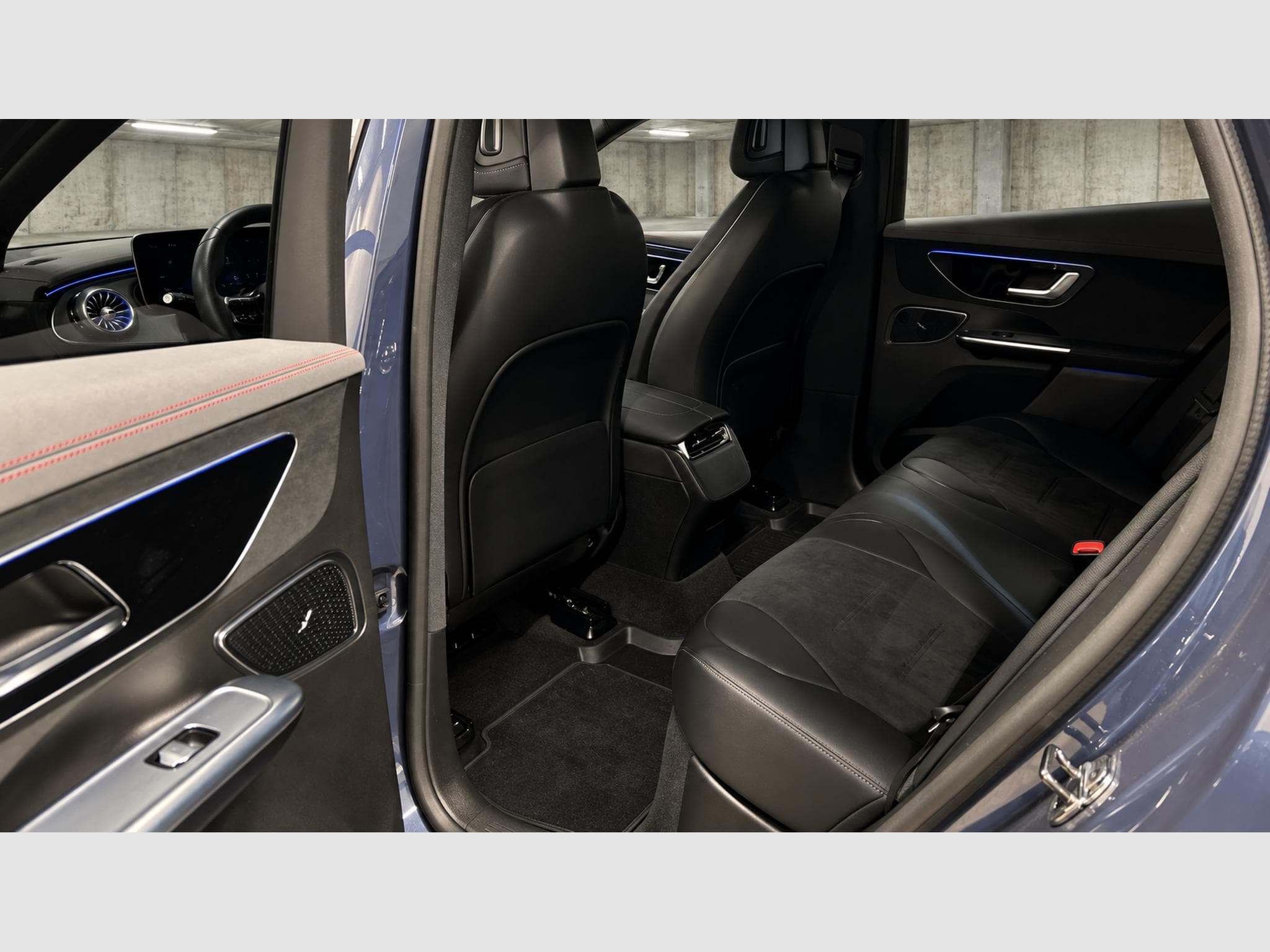 Mercedes EQE SUV EQE SUV 500 4MATIC AMG Line - SOH 98.6% (2023) - Photo 16