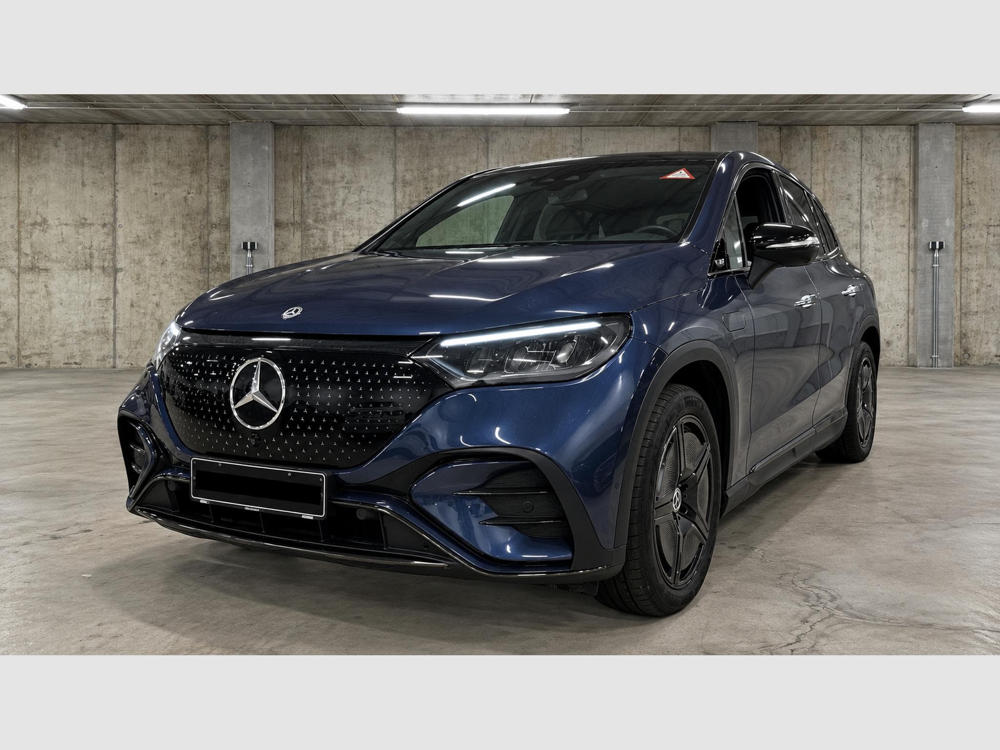 Mercedes EQE SUV EQE SUV 500 4MATIC AMG Line - SOH 98.6% (2023) - Photo 2