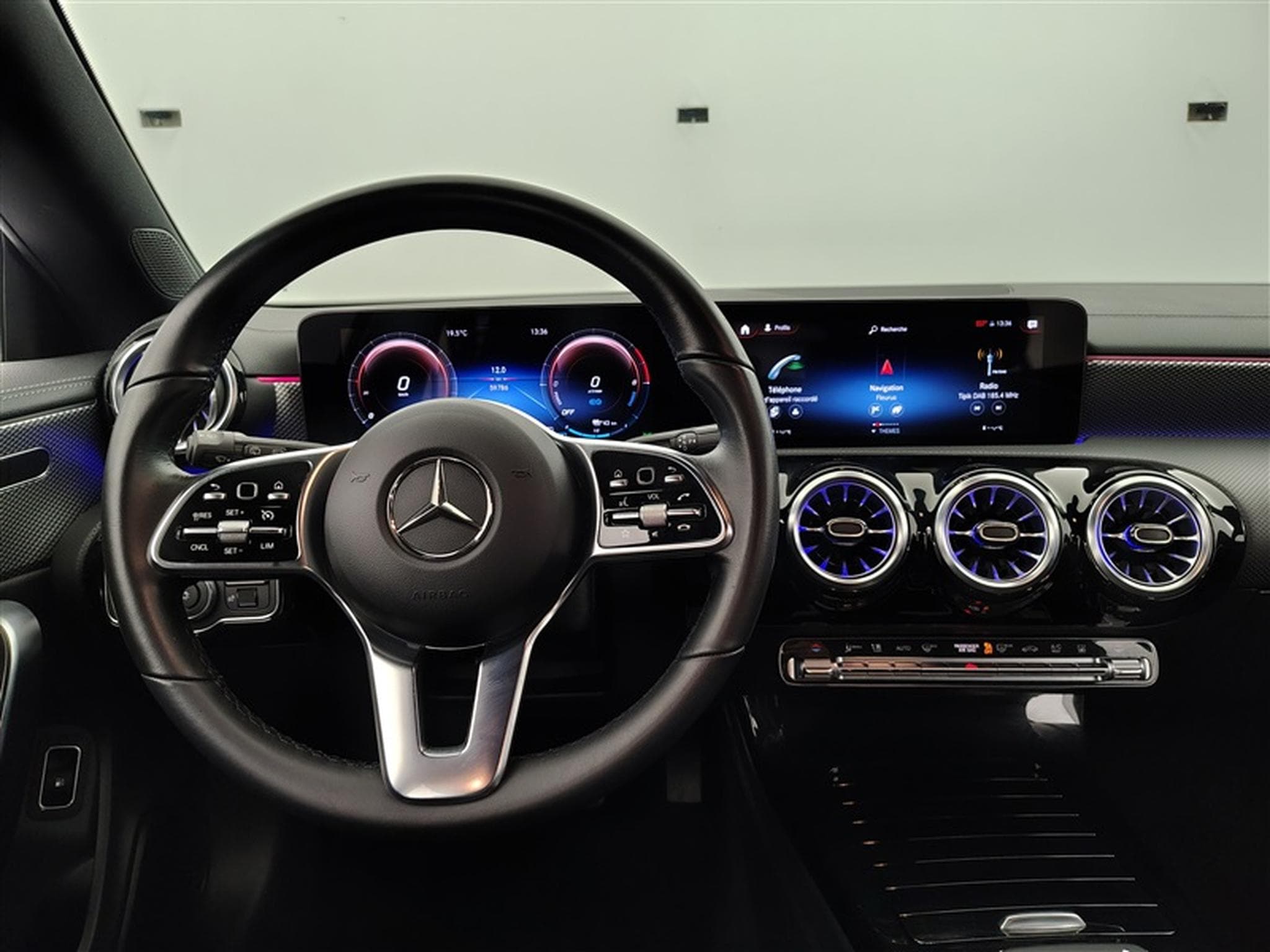 Mercedes CLA 250 250e PHEV Luxury Line CUIR/NAVI/FULL LED/JA18/PDC (2022) - Photo 9