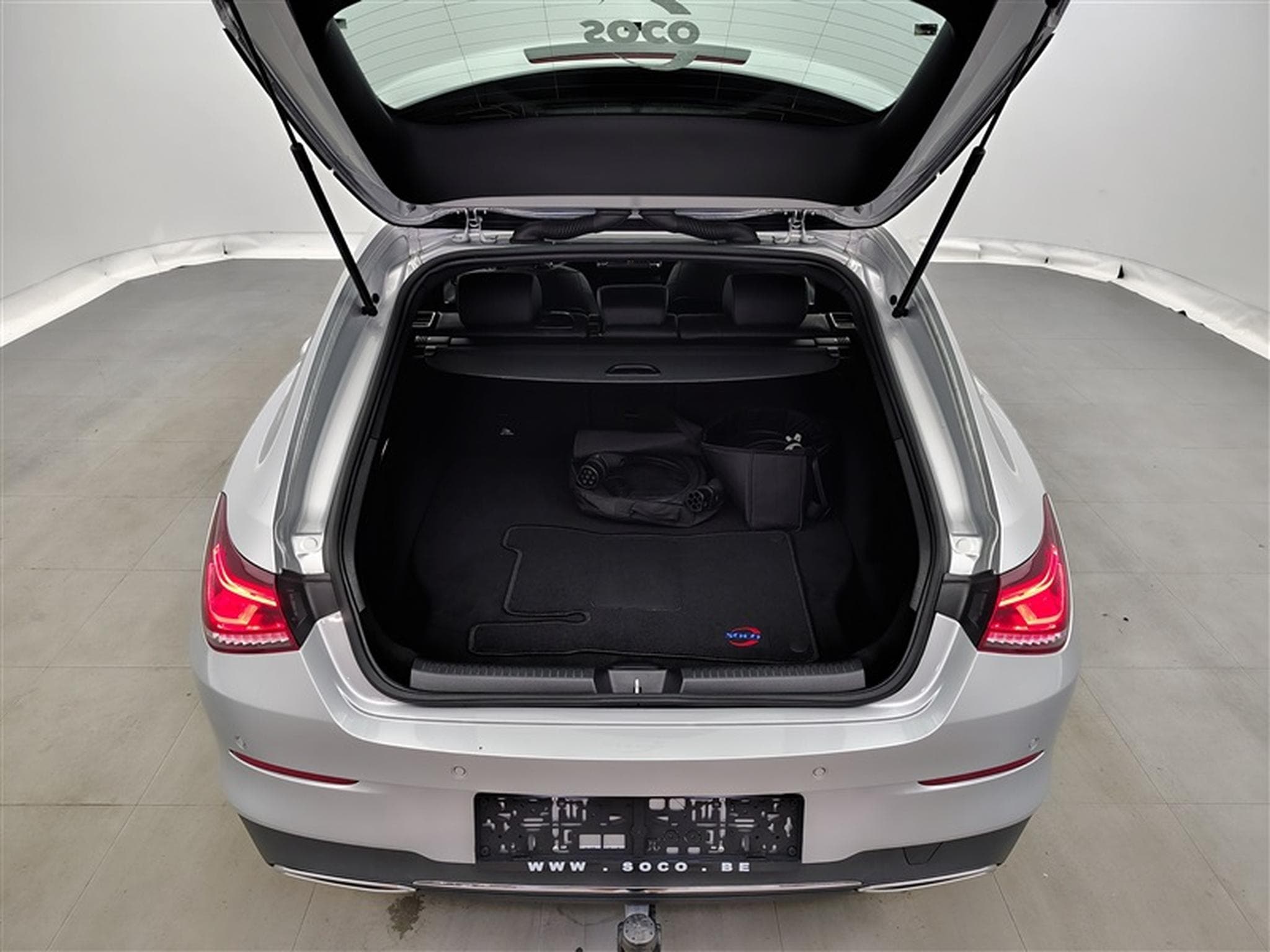 Mercedes CLA 250 250e PHEV Luxury Line CUIR/NAVI/FULL LED/JA18/PDC (2022) - Photo 14