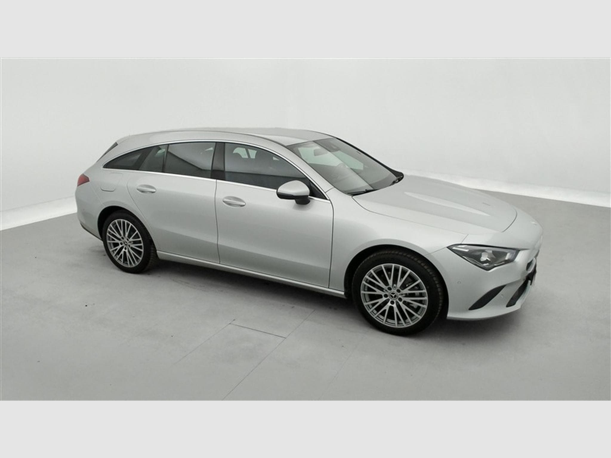 Mercedes CLA 250 250e PHEV Luxury Line CUIR/NAVI/FULL LED/JA18/PDC (2022) - Photo 23