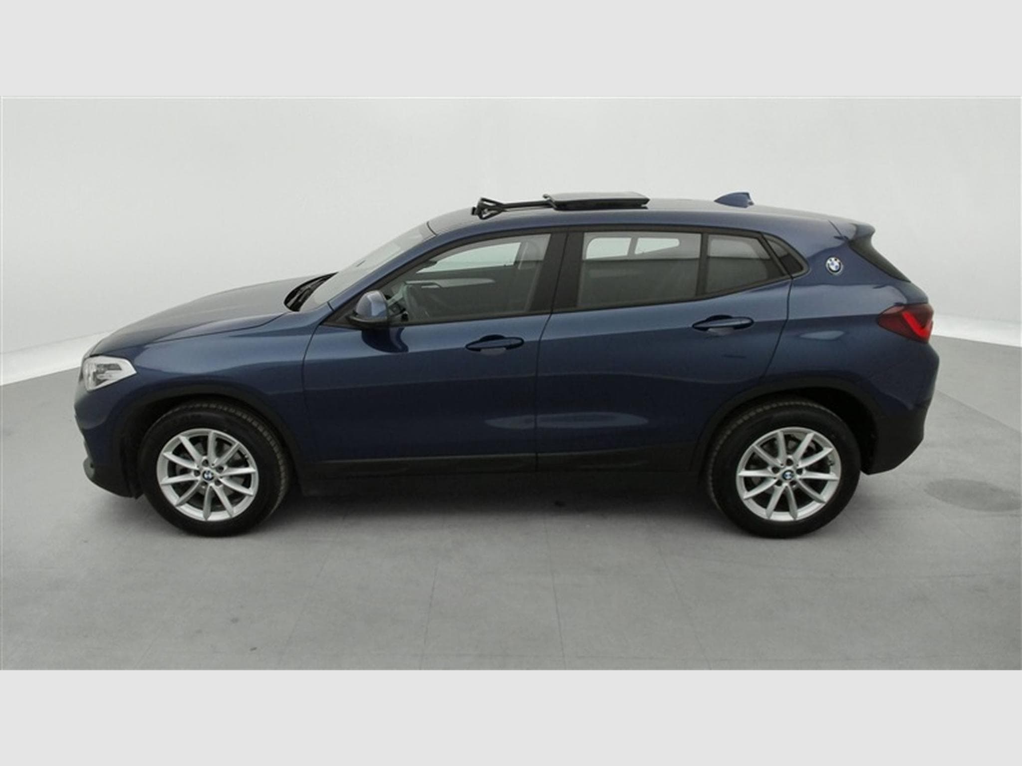 BMW X2 1.5 dA sDrive16 Navi / Led / Toit Pano (2021) - Foto 3