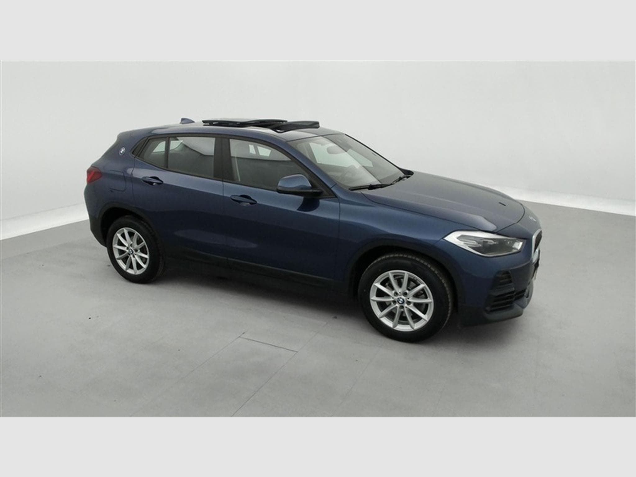 BMW X2 1.5 dA sDrive16 Navi / Led / Toit Pano (2021) - Foto 24