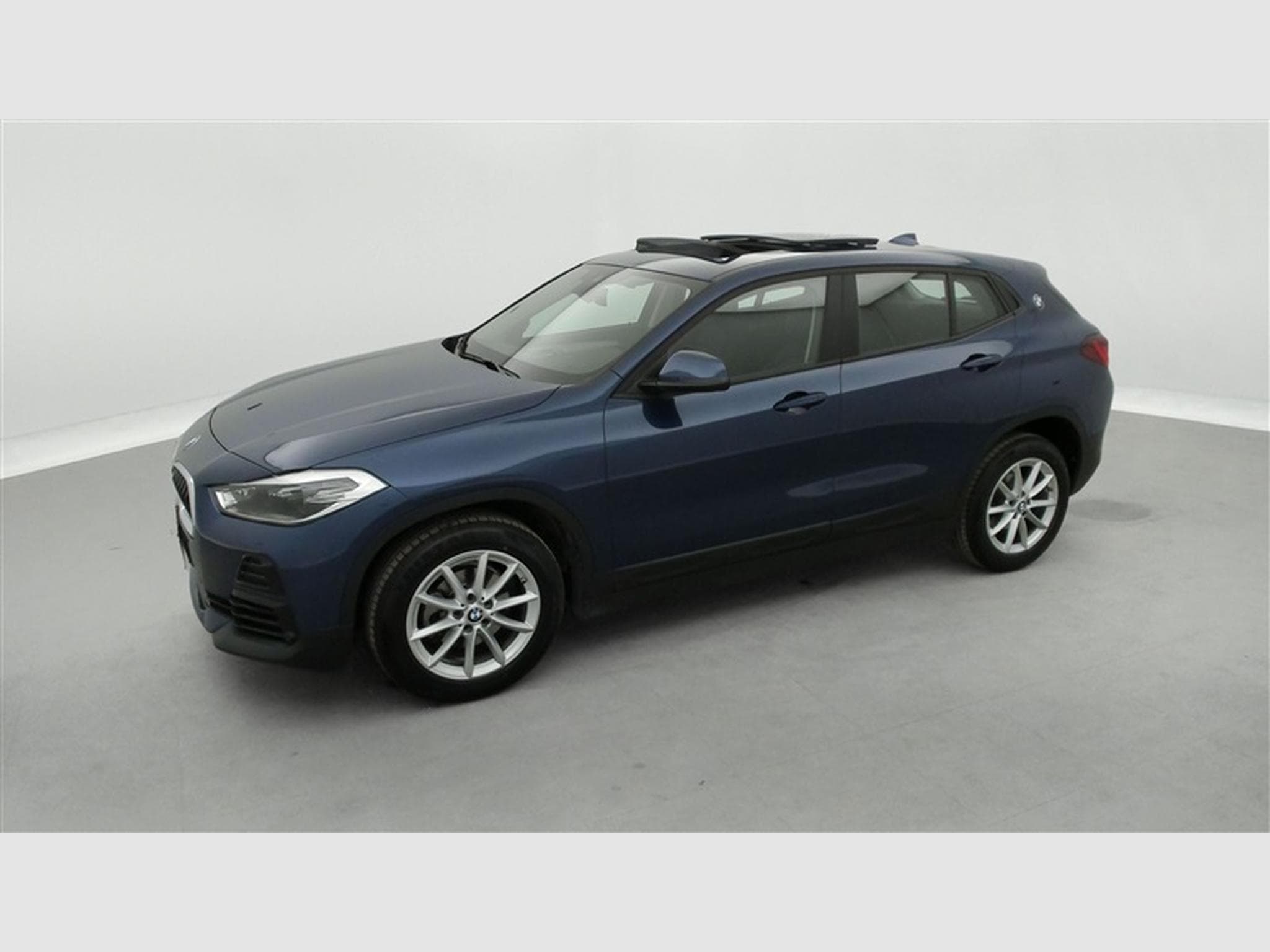 BMW X2 1.5 dA sDrive16 Navi / Led / Toit Pano (2021) - Foto 22
