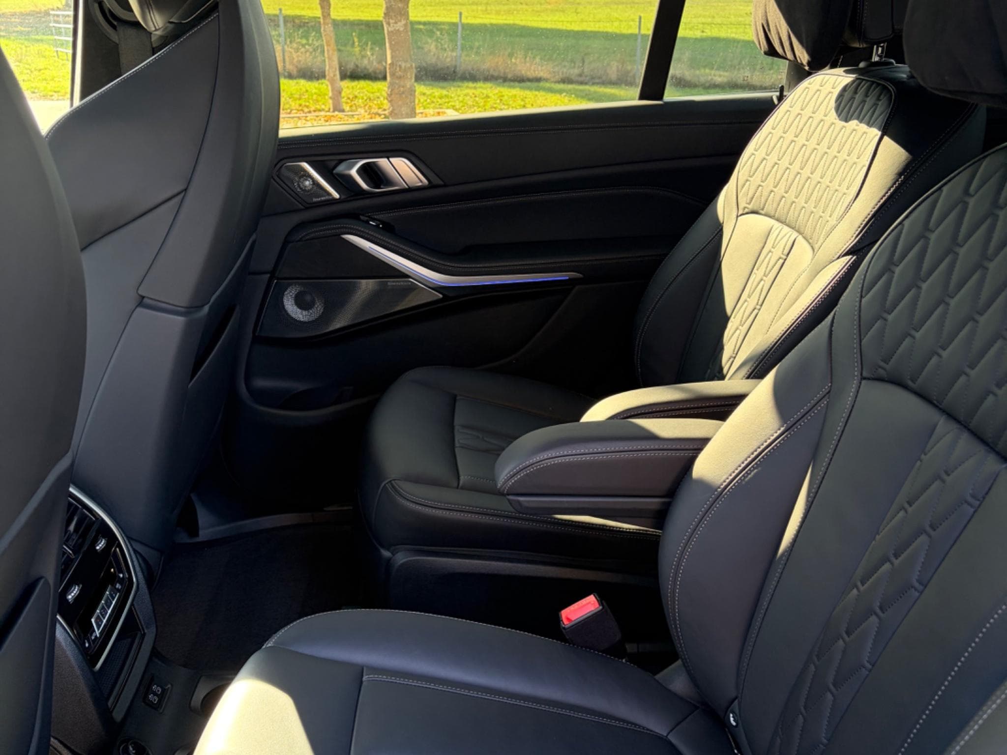 BMW X7 M50i (2021) - Photo 7