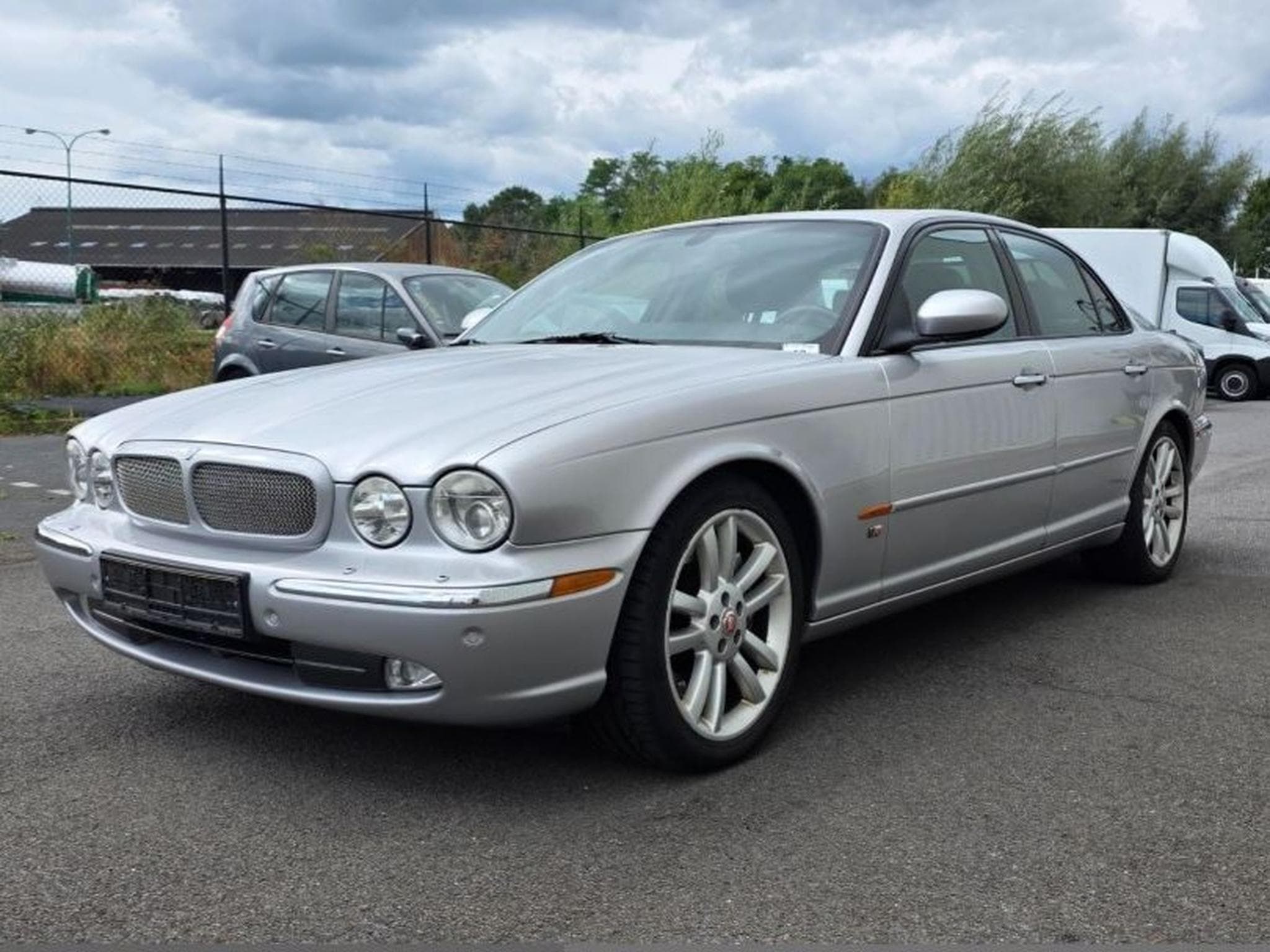 Jaguar XJR v8 supercharged (2005) - Photo 1