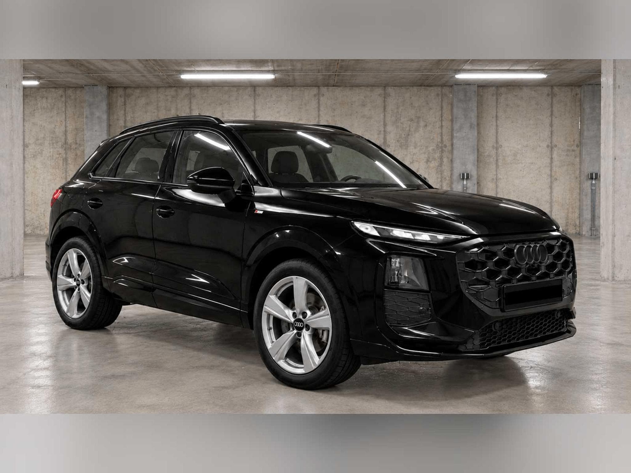 Audi Q3 S LINE S TRONIC - LED/ Shadow line (2026) - Foto 5